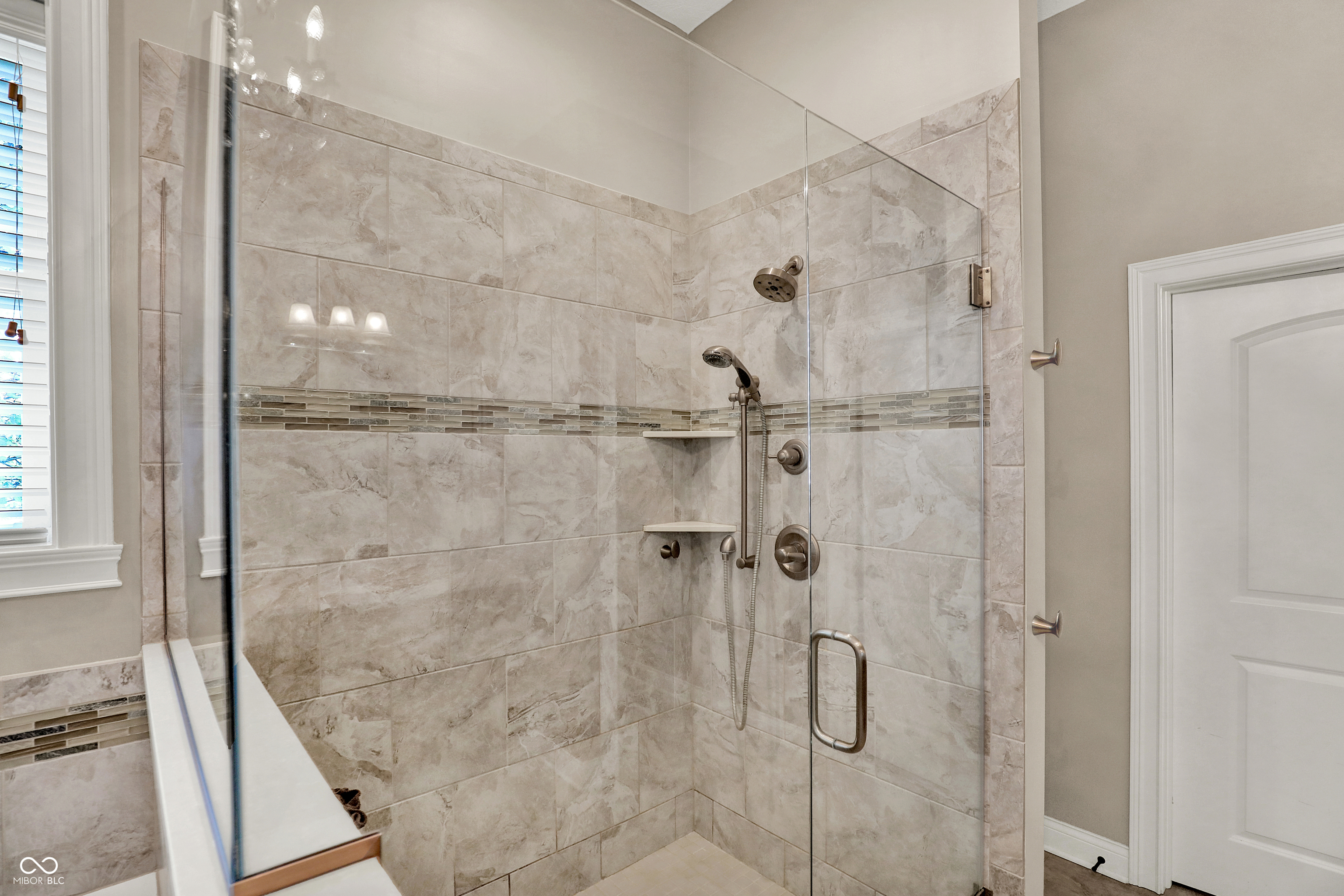 15529 Mission Hills Drive