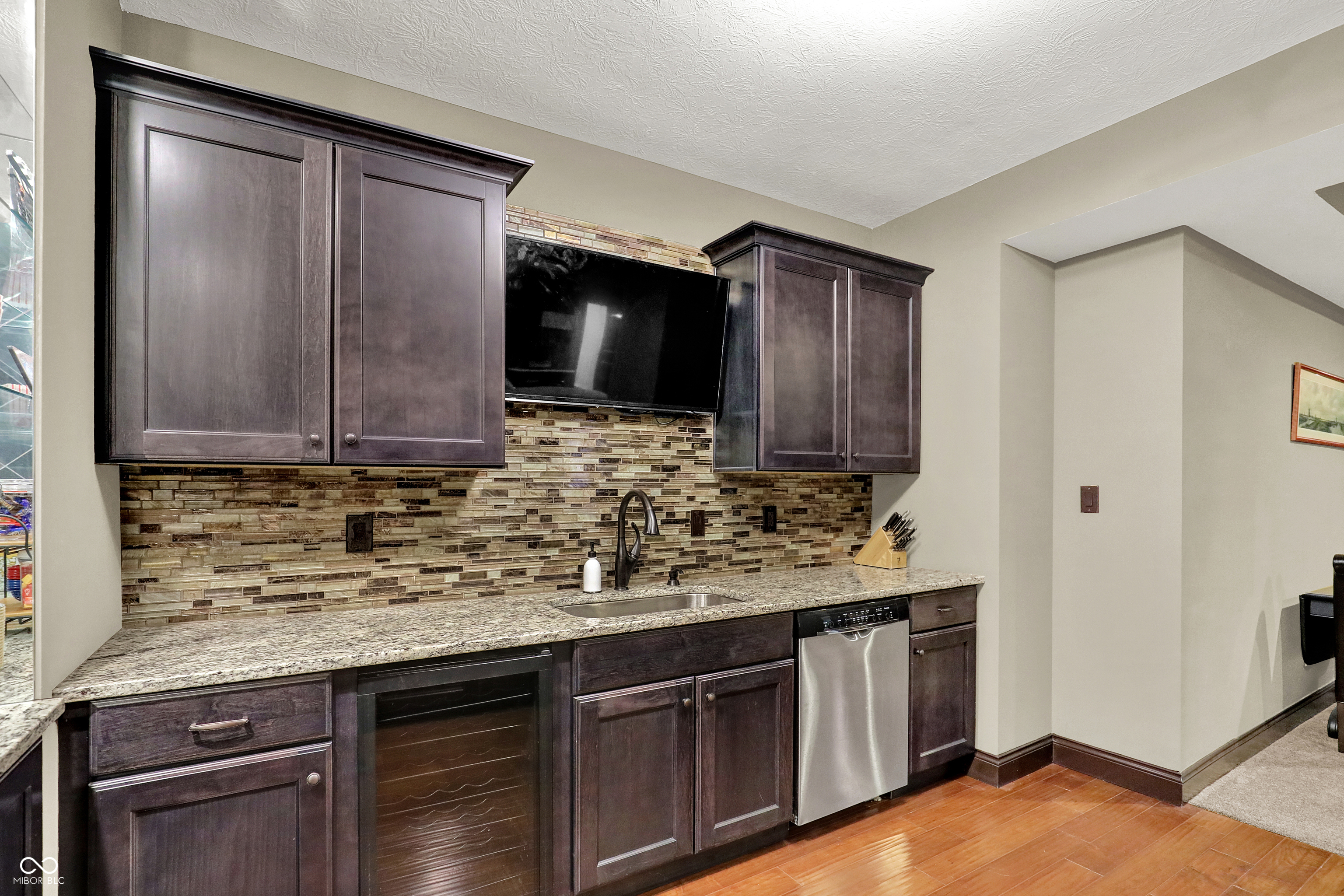 15529 Mission Hills Drive