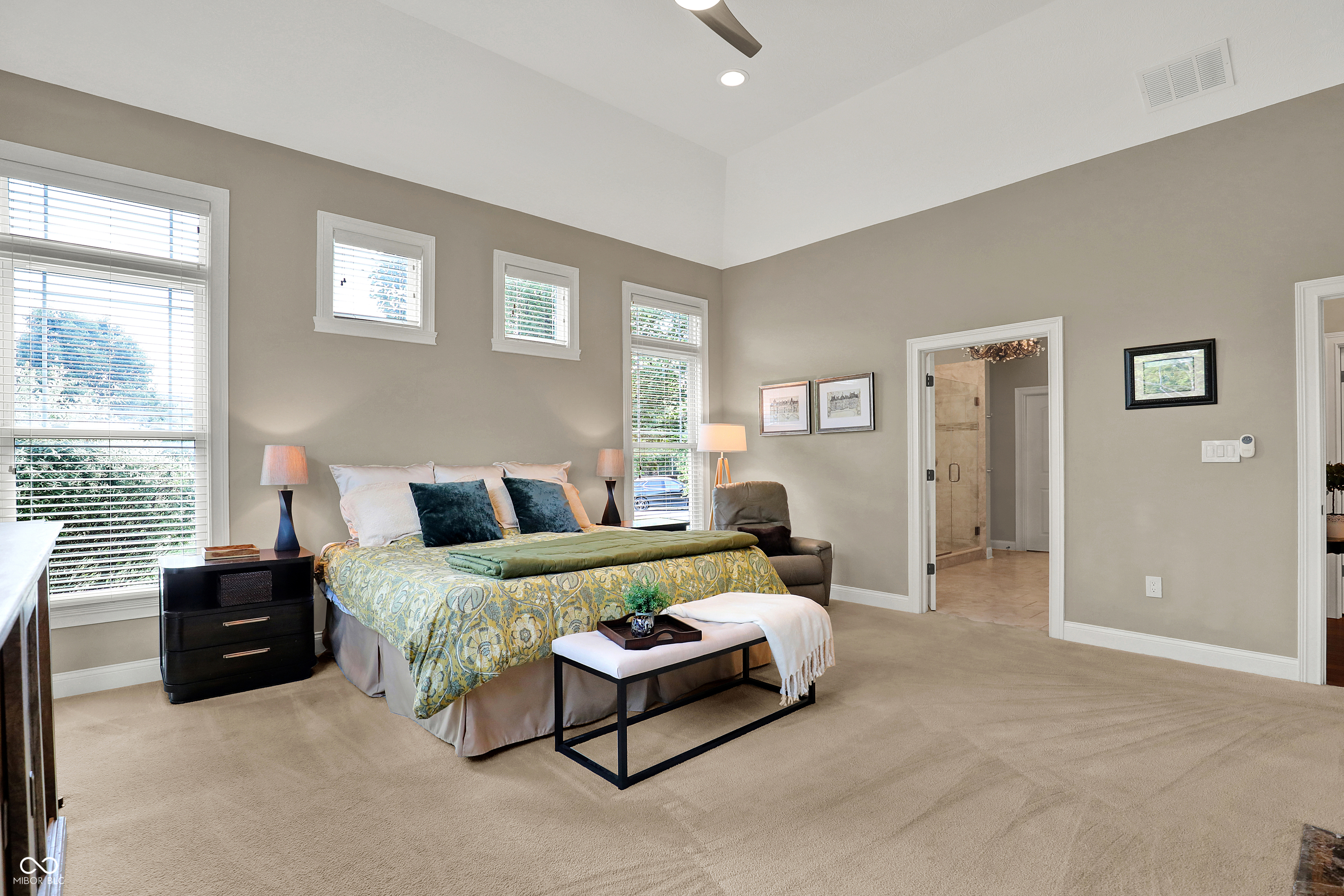 15529 Mission Hills Drive