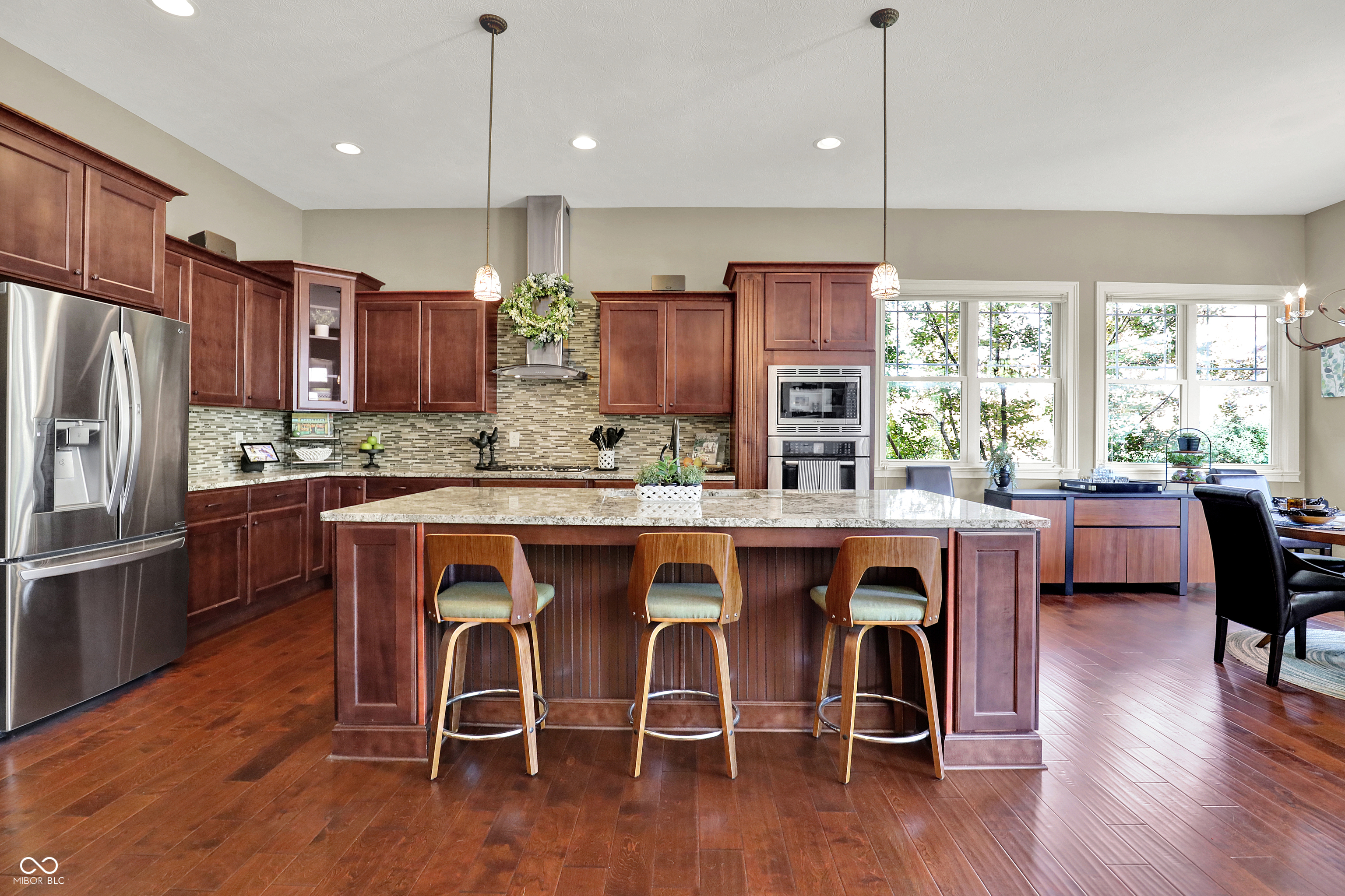 15529 Mission Hills Drive