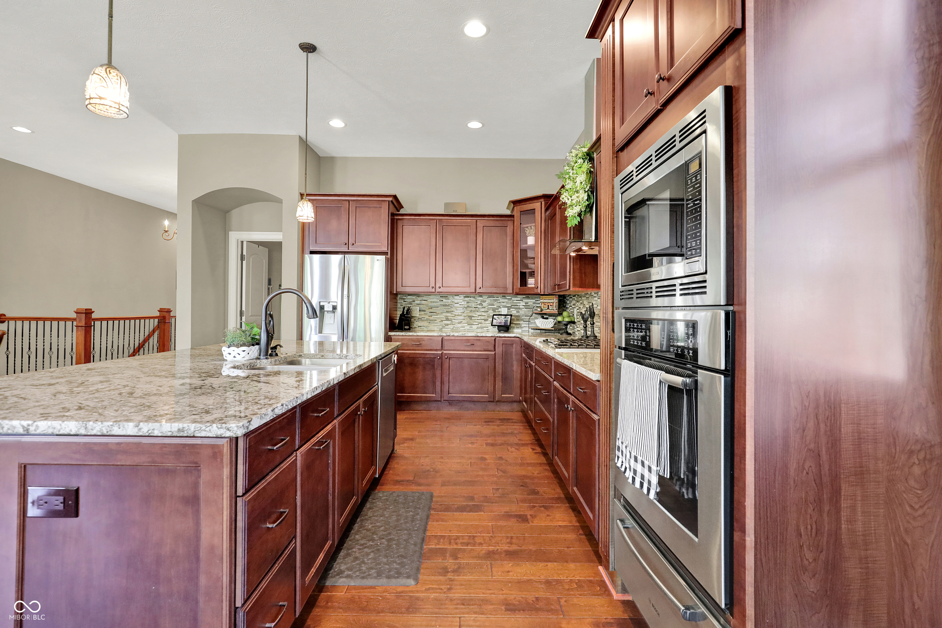 15529 Mission Hills Drive