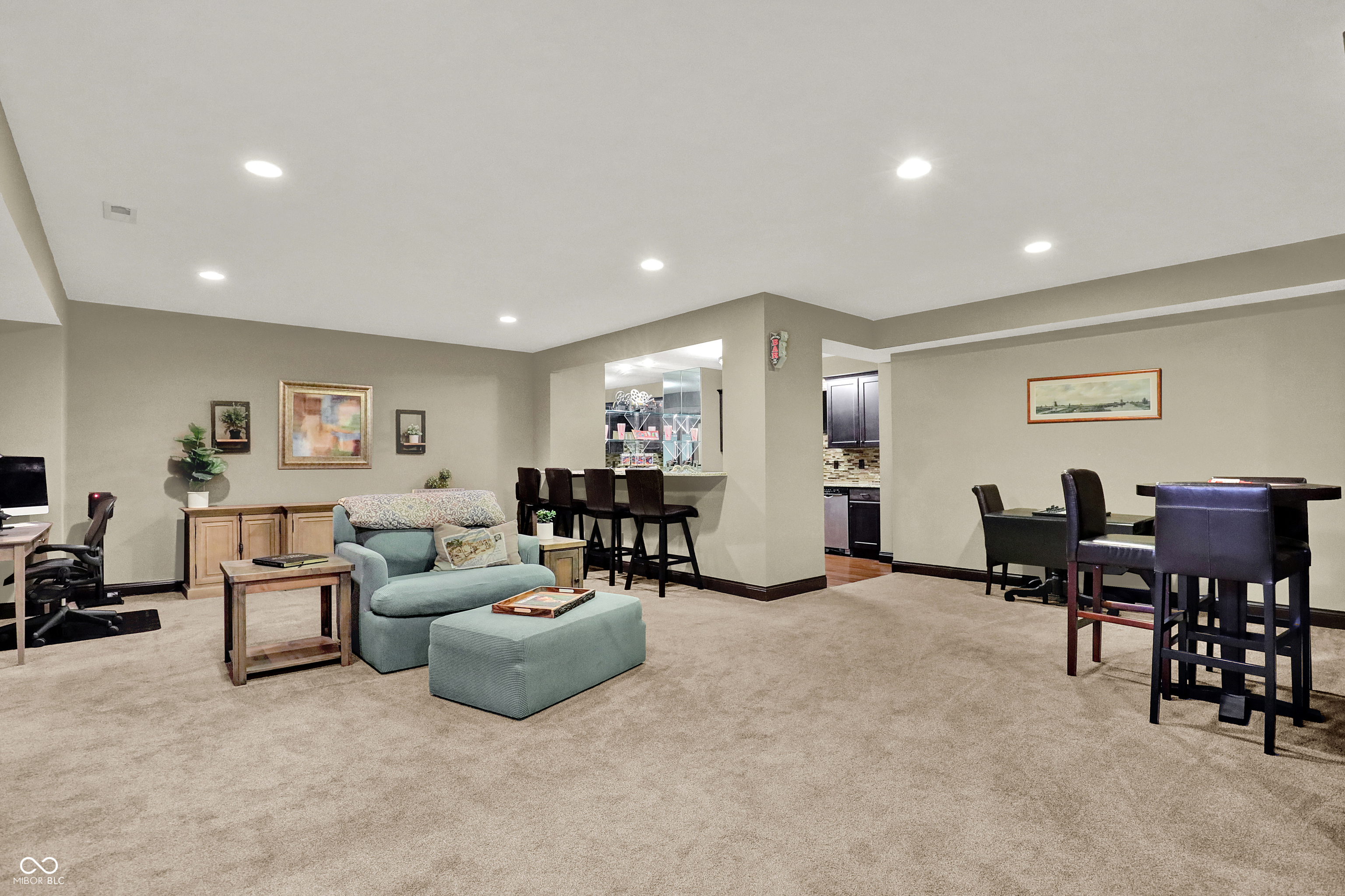 15529 Mission Hills Drive