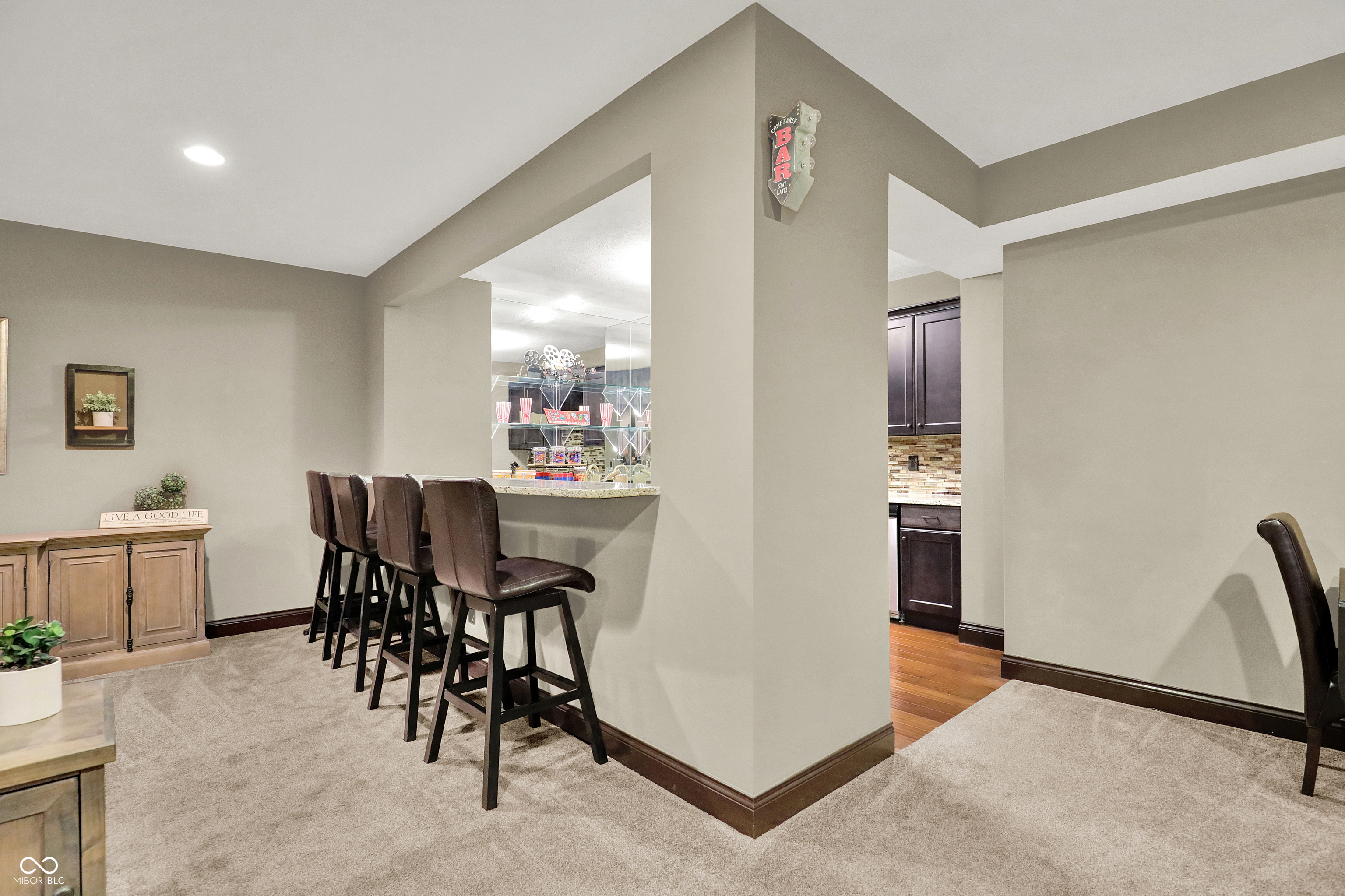 15529 Mission Hills Drive