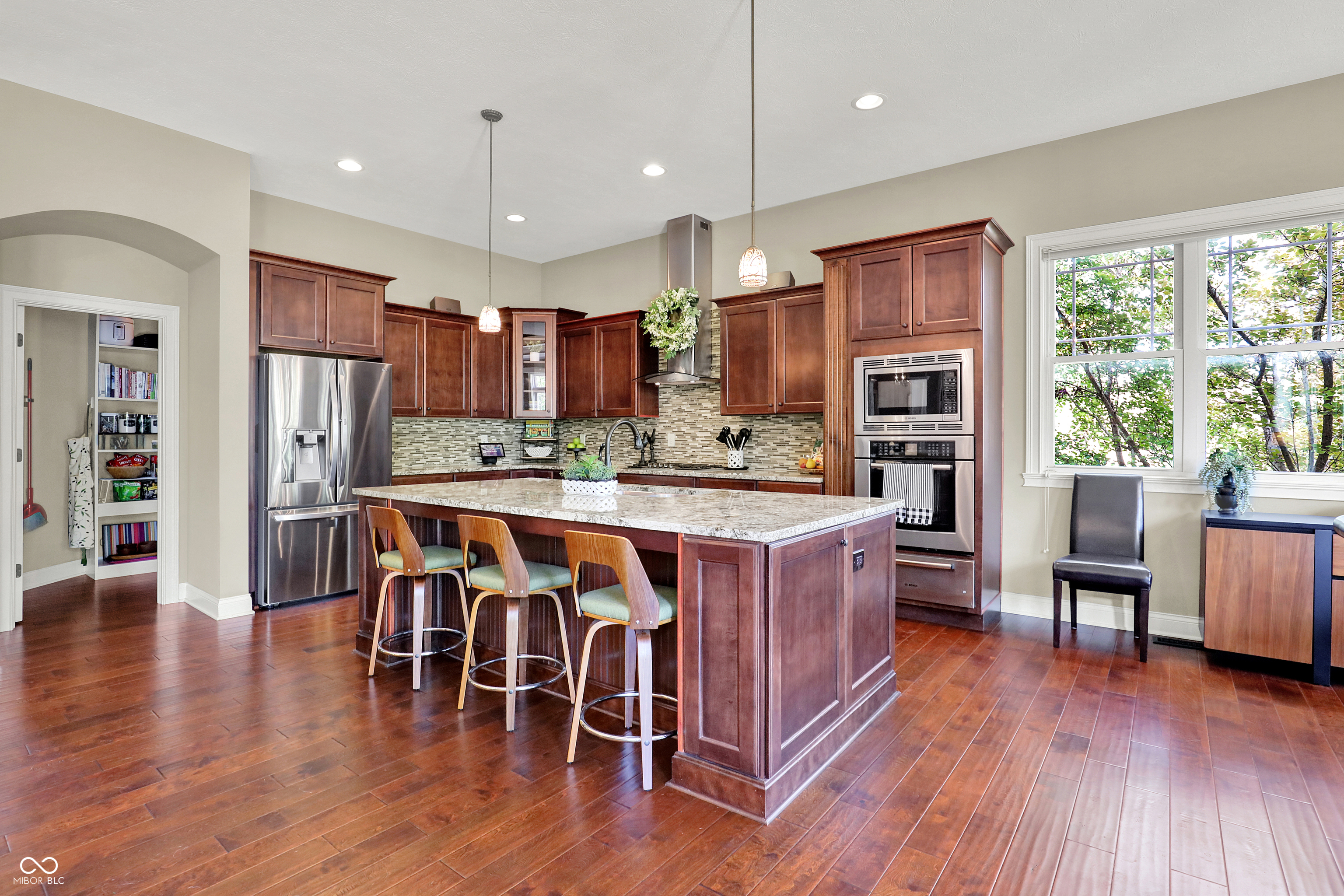 15529 Mission Hills Drive