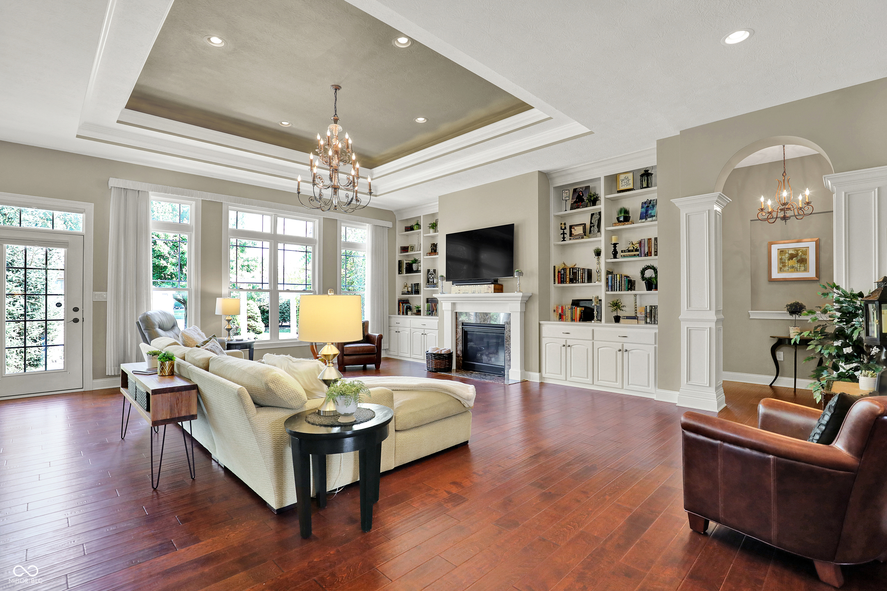 15529 Mission Hills Drive