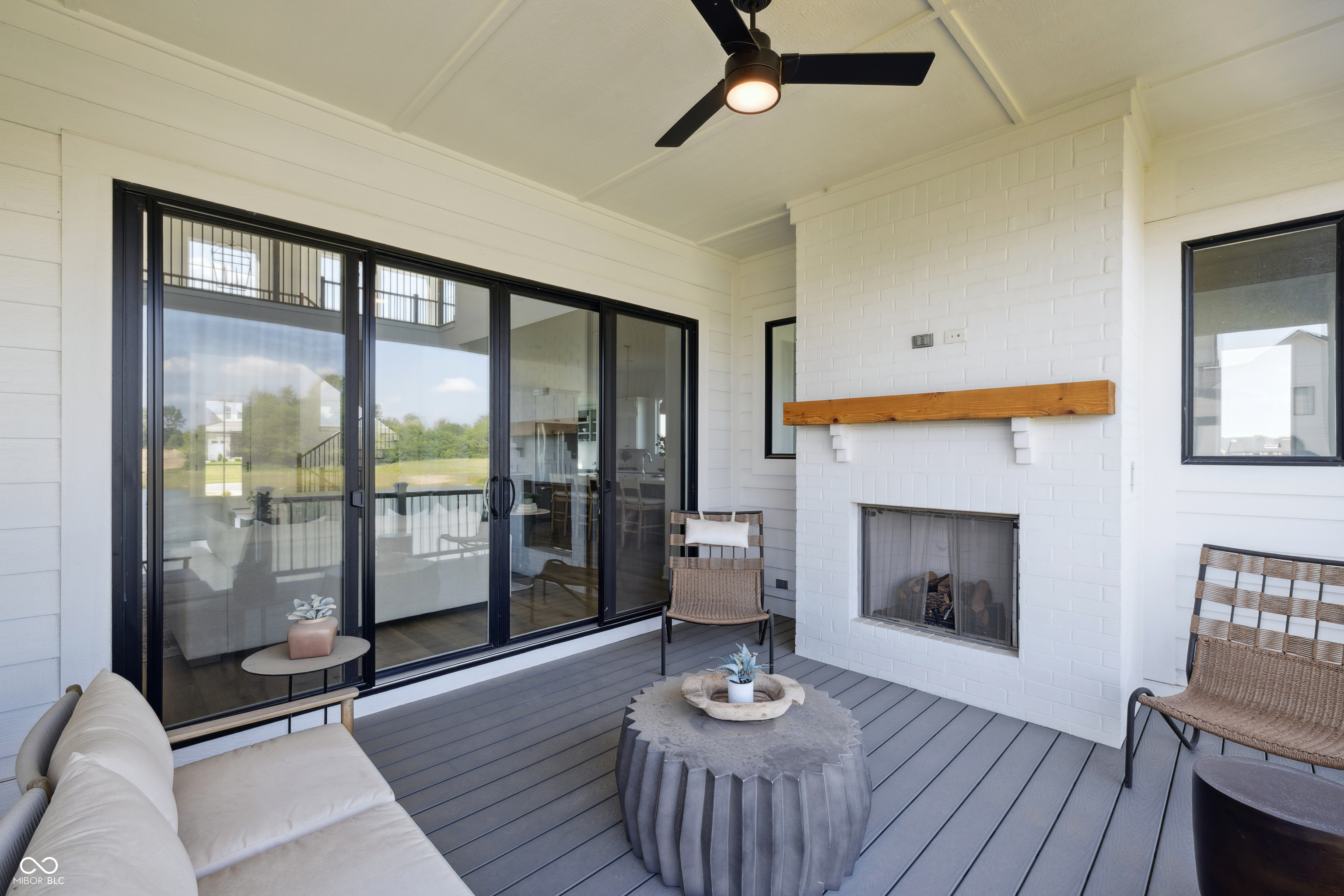 1414 Chatham Hills Boulevard