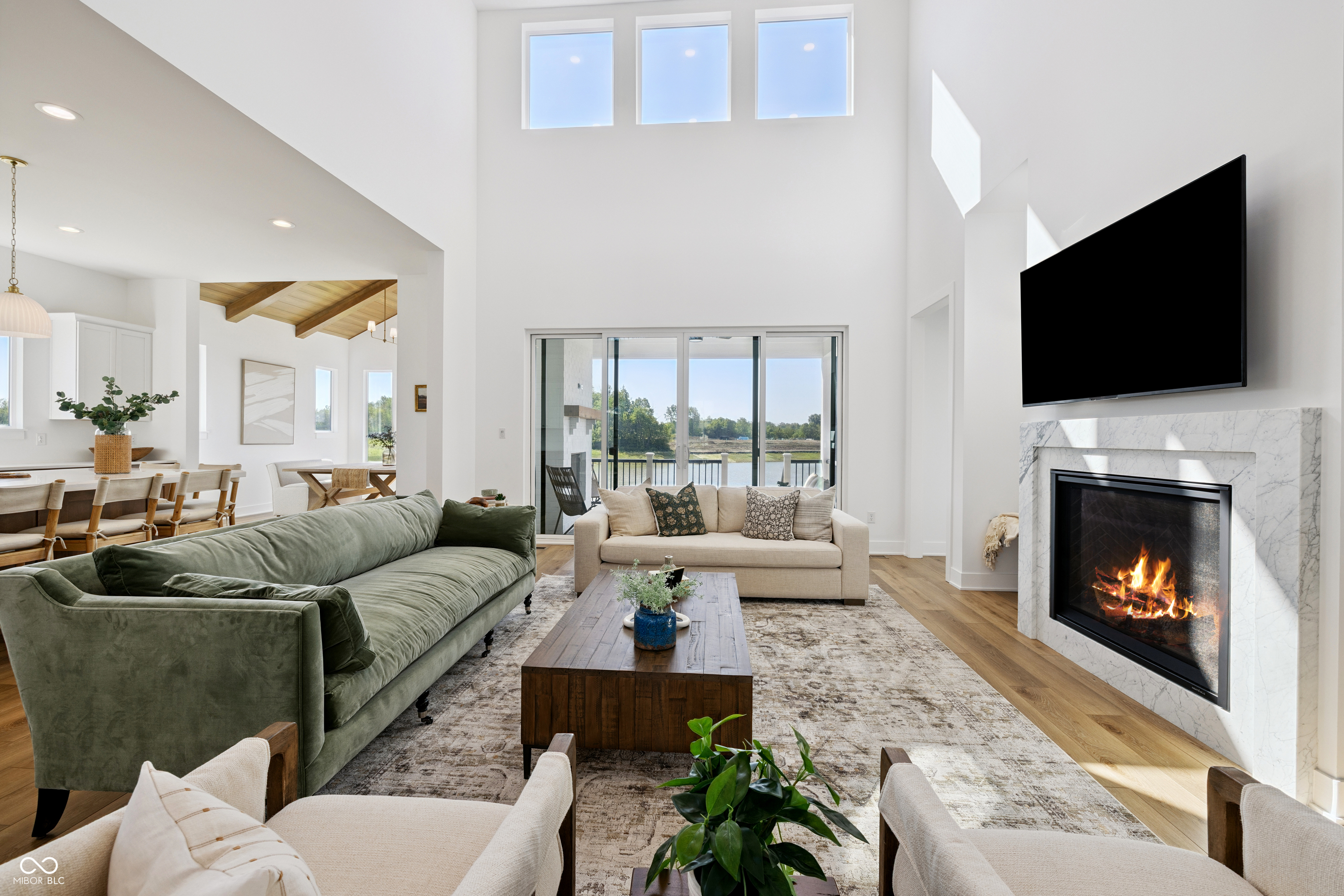 1414 Chatham Hills Boulevard