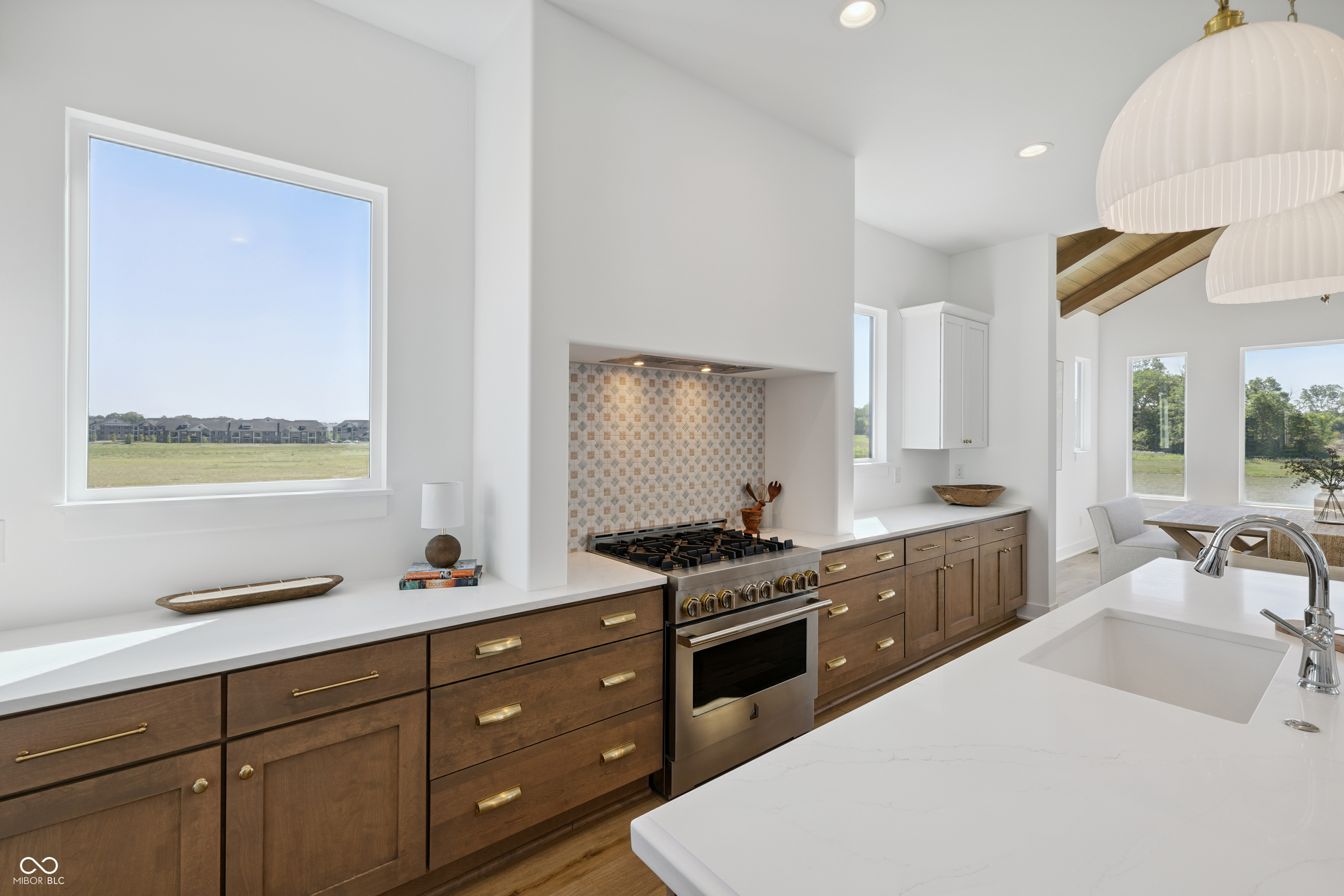 1414 Chatham Hills Boulevard