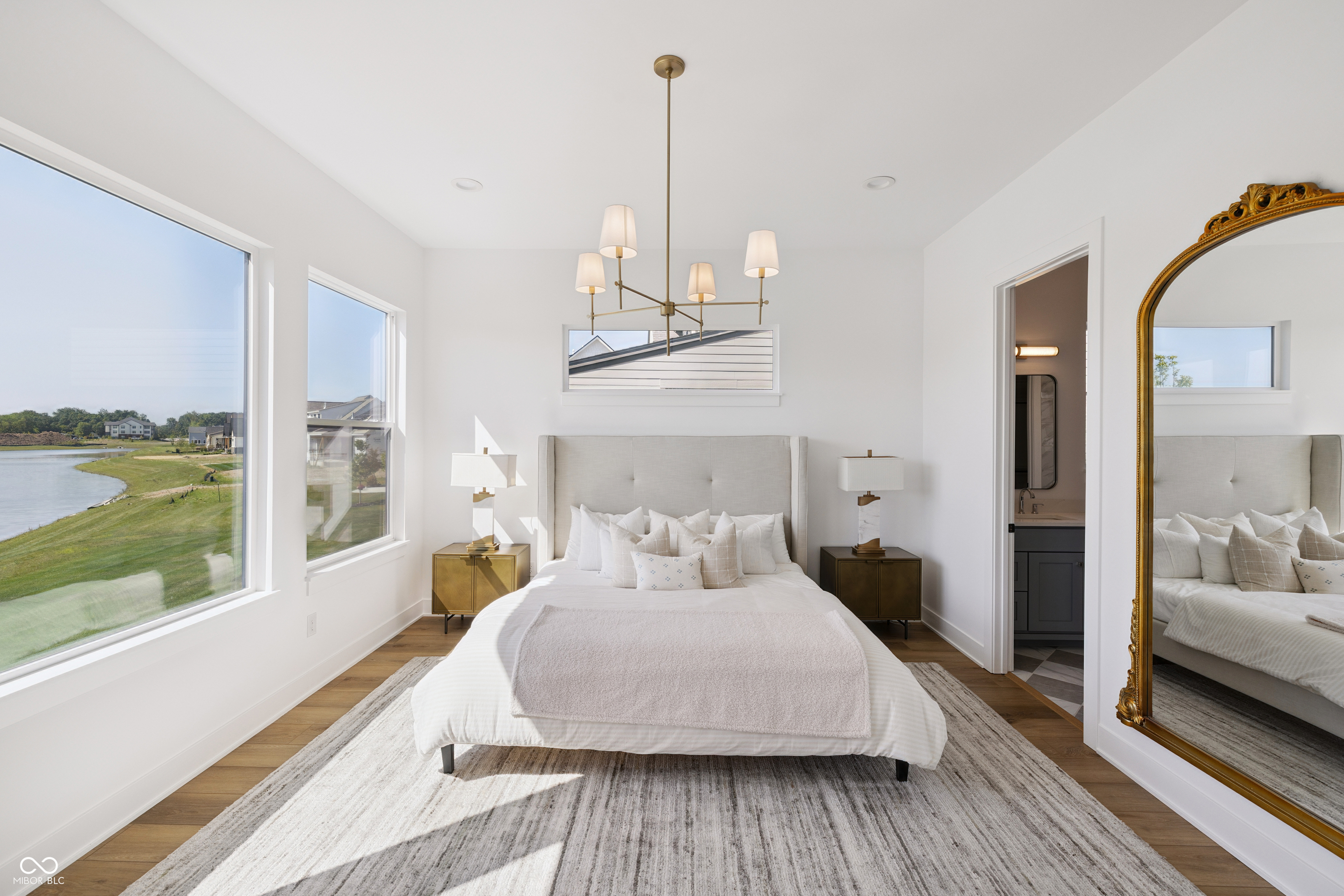 1414 Chatham Hills Boulevard