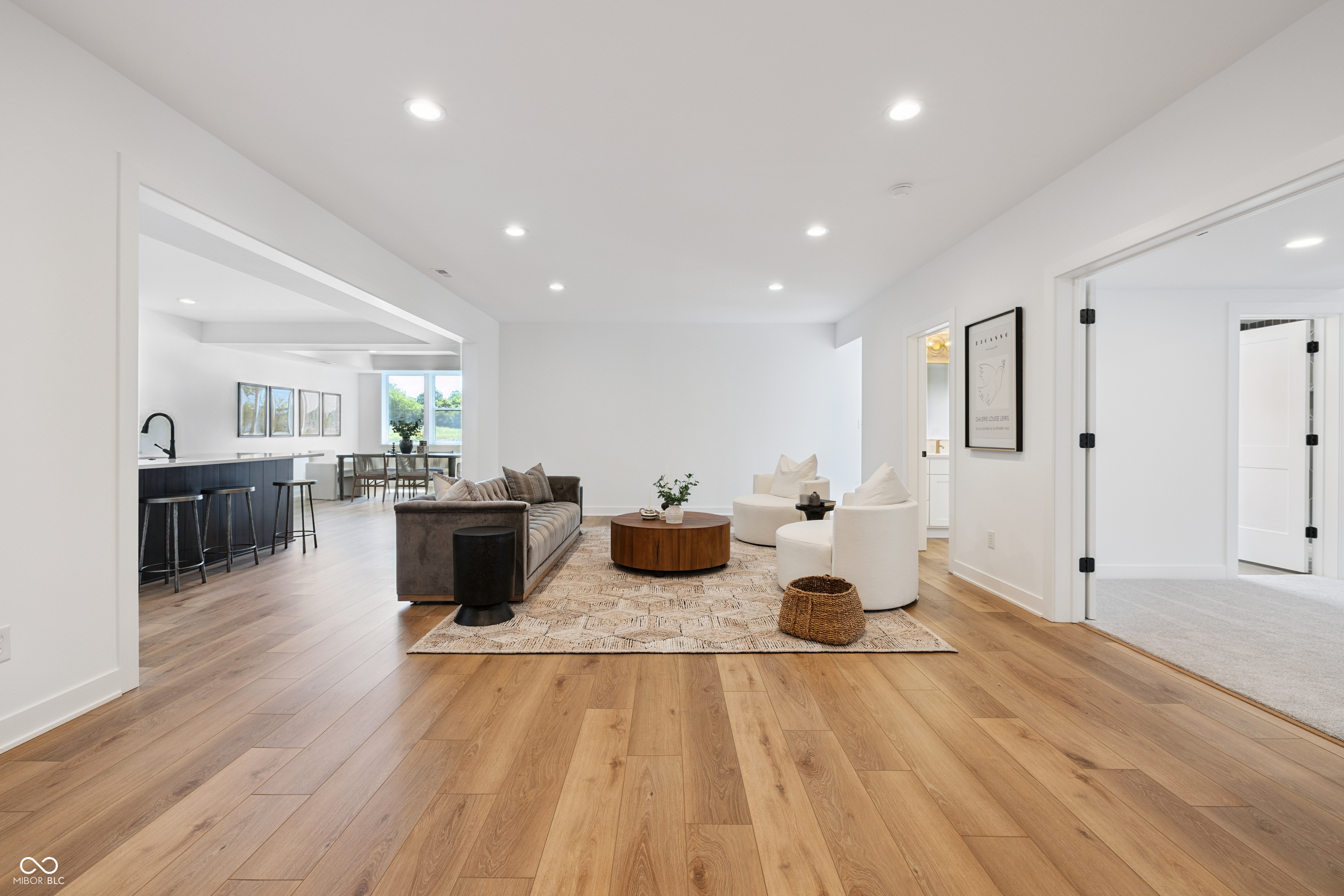 1414 Chatham Hills Boulevard