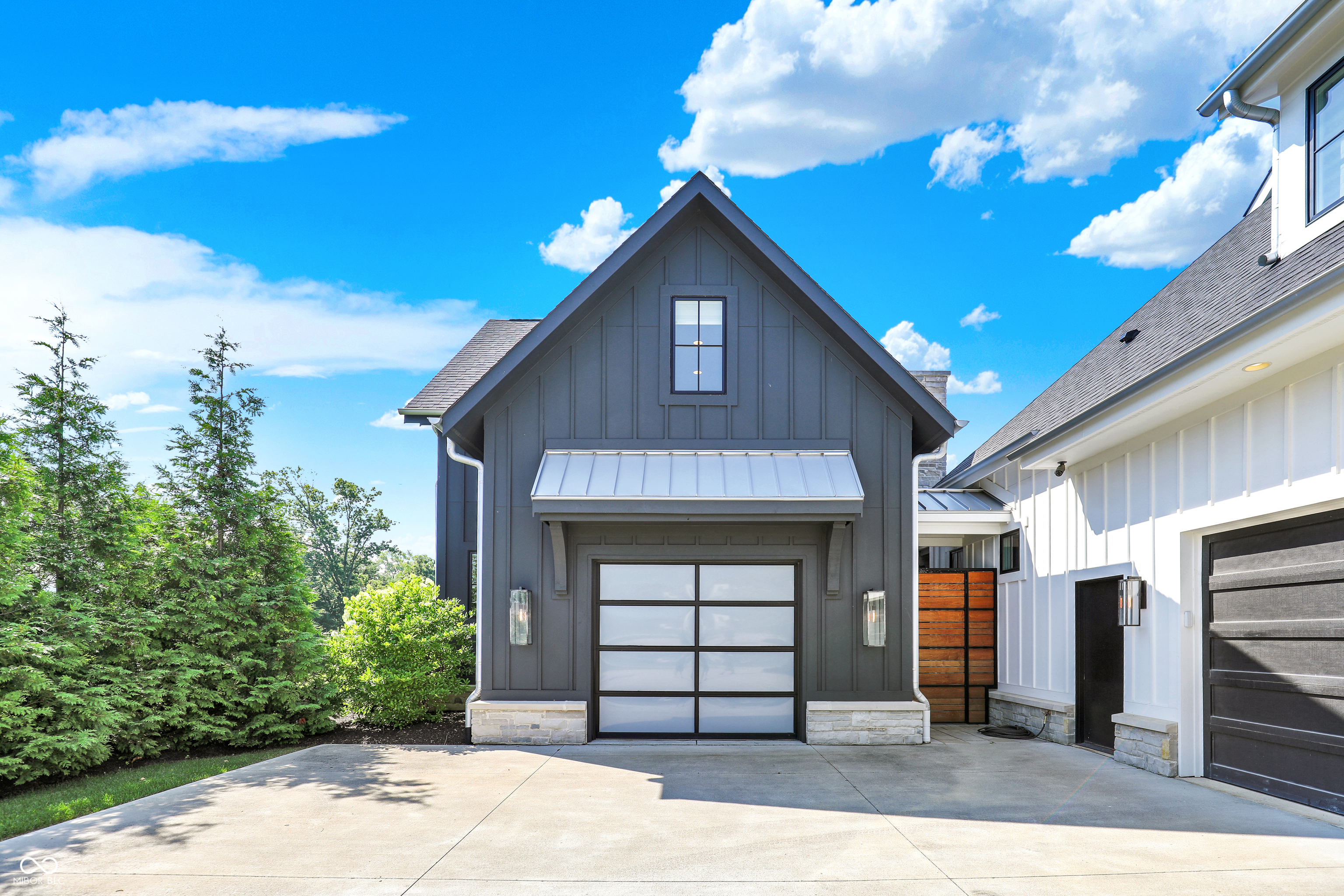 15919 Oak Park