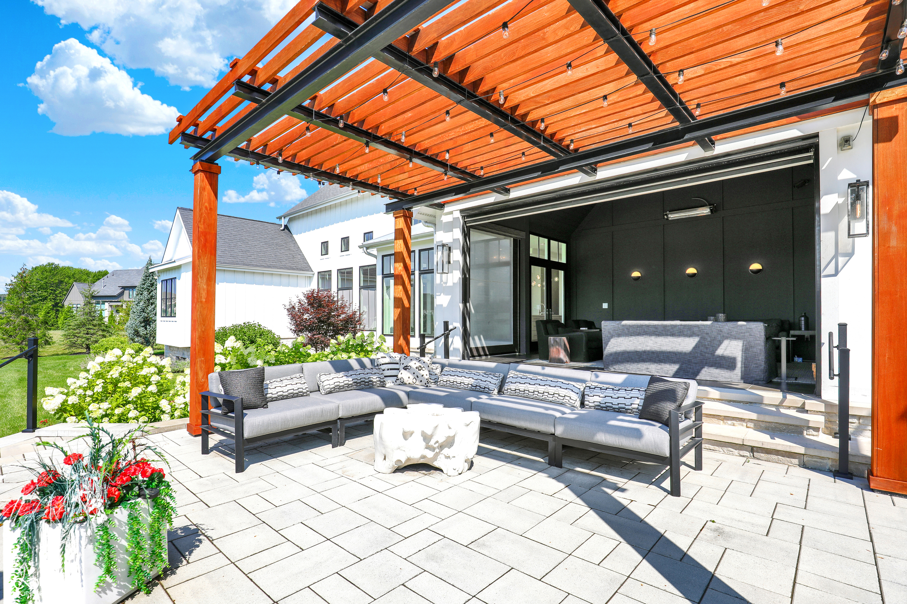 15919 Oak Park