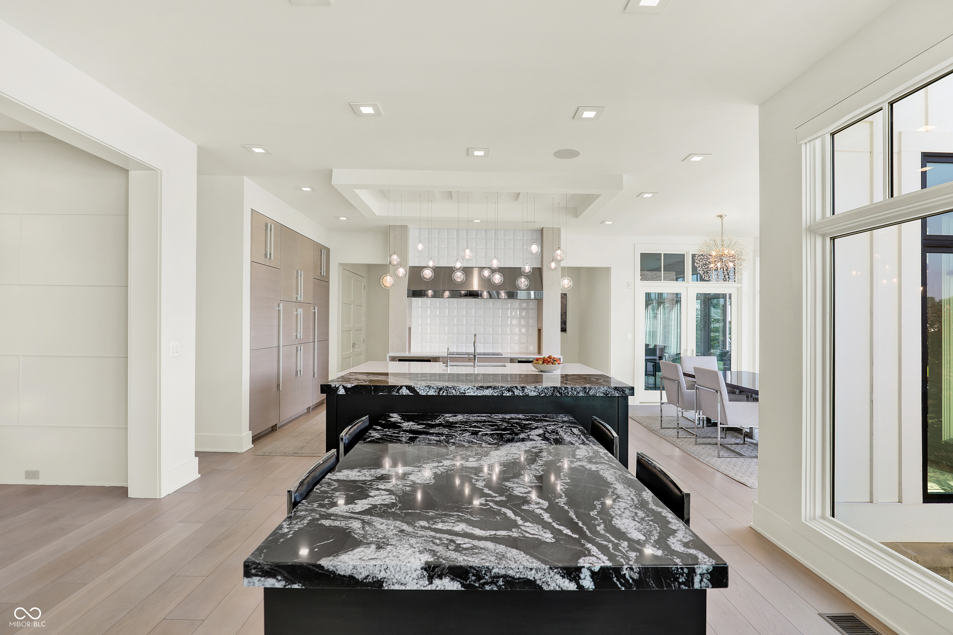 15919 Oak Park