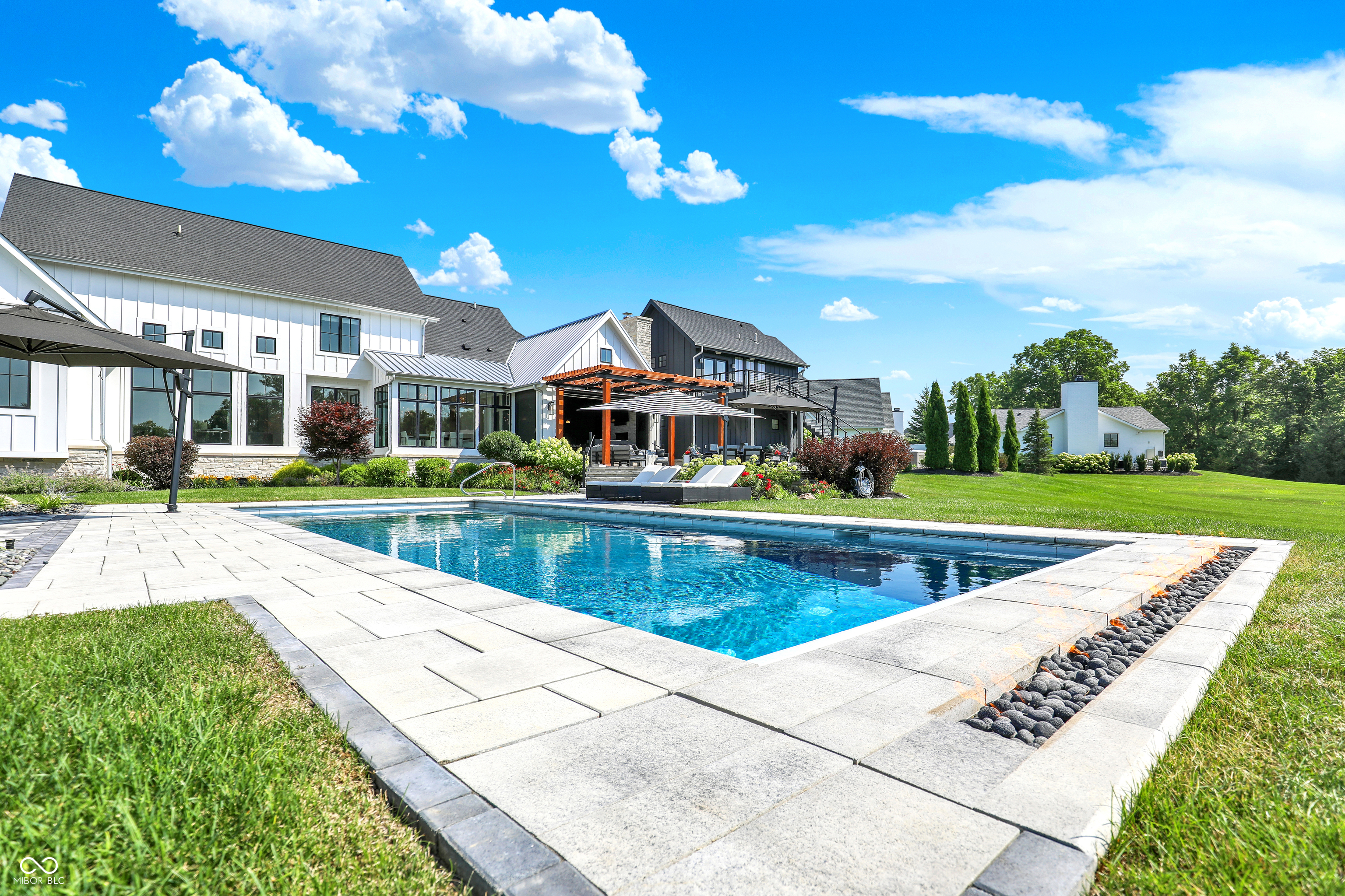 15919 Oak Park