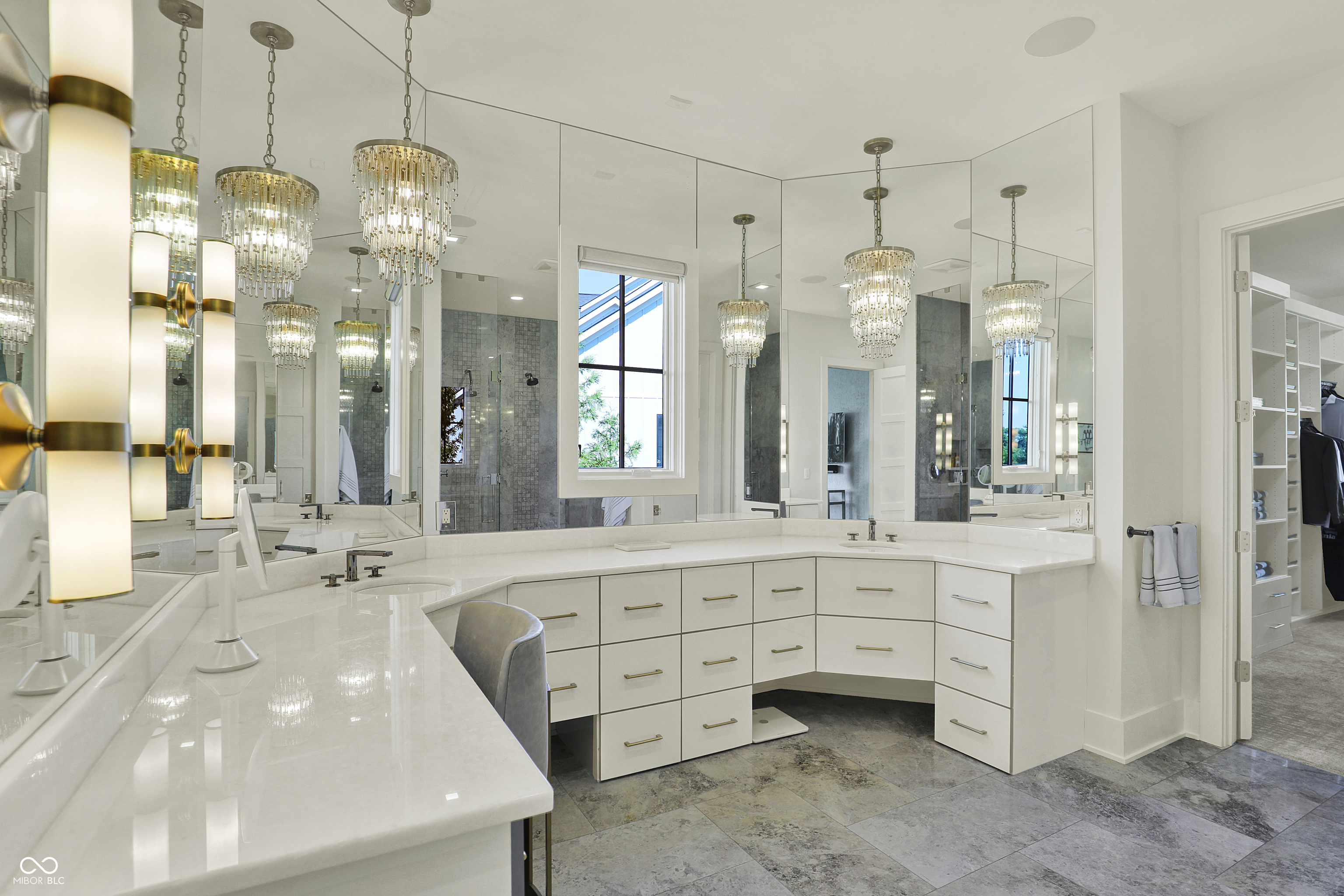 15919 Oak Park