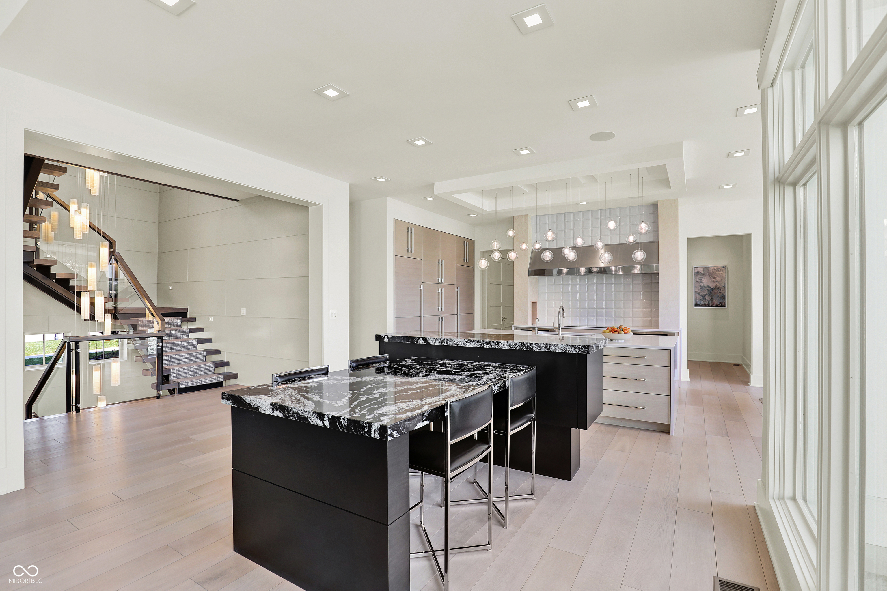 15919 Oak Park