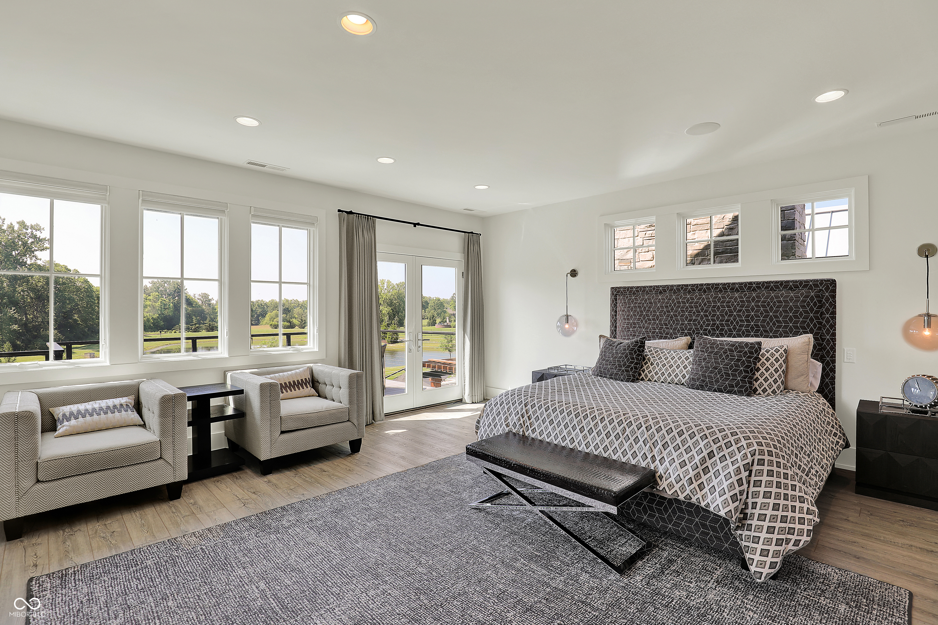 15919 Oak Park
