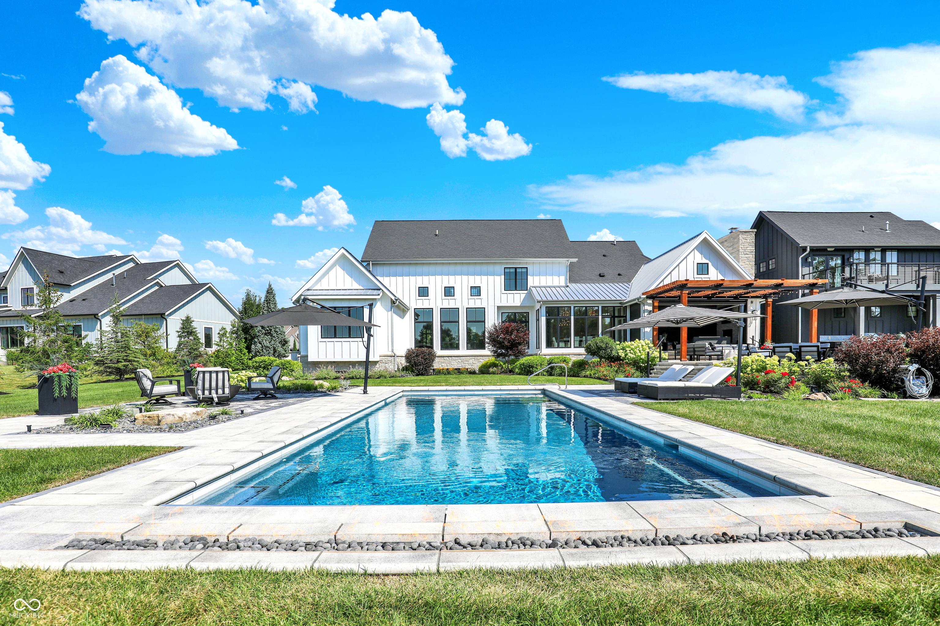 15919 Oak Park