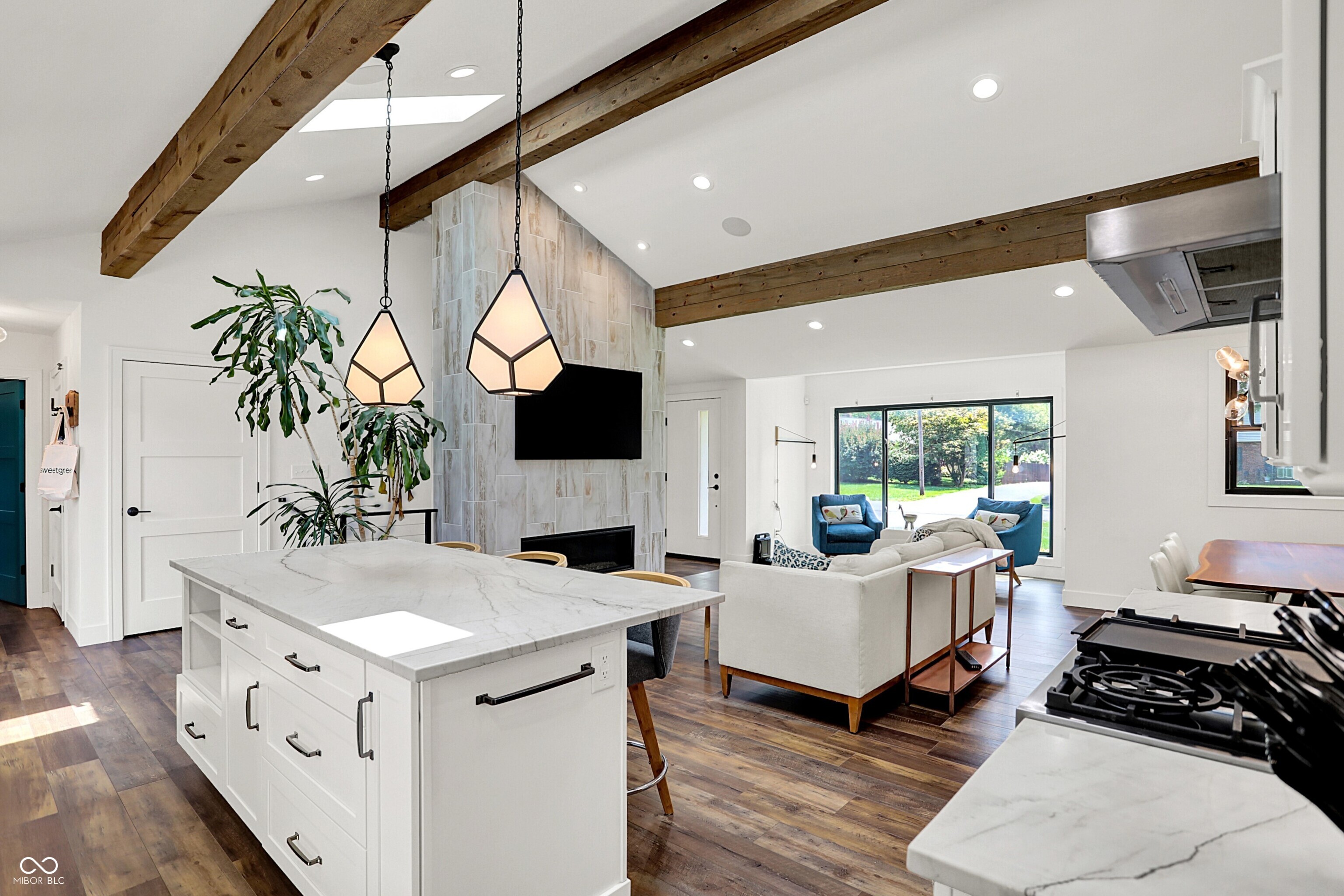 140 Carmelview Drive