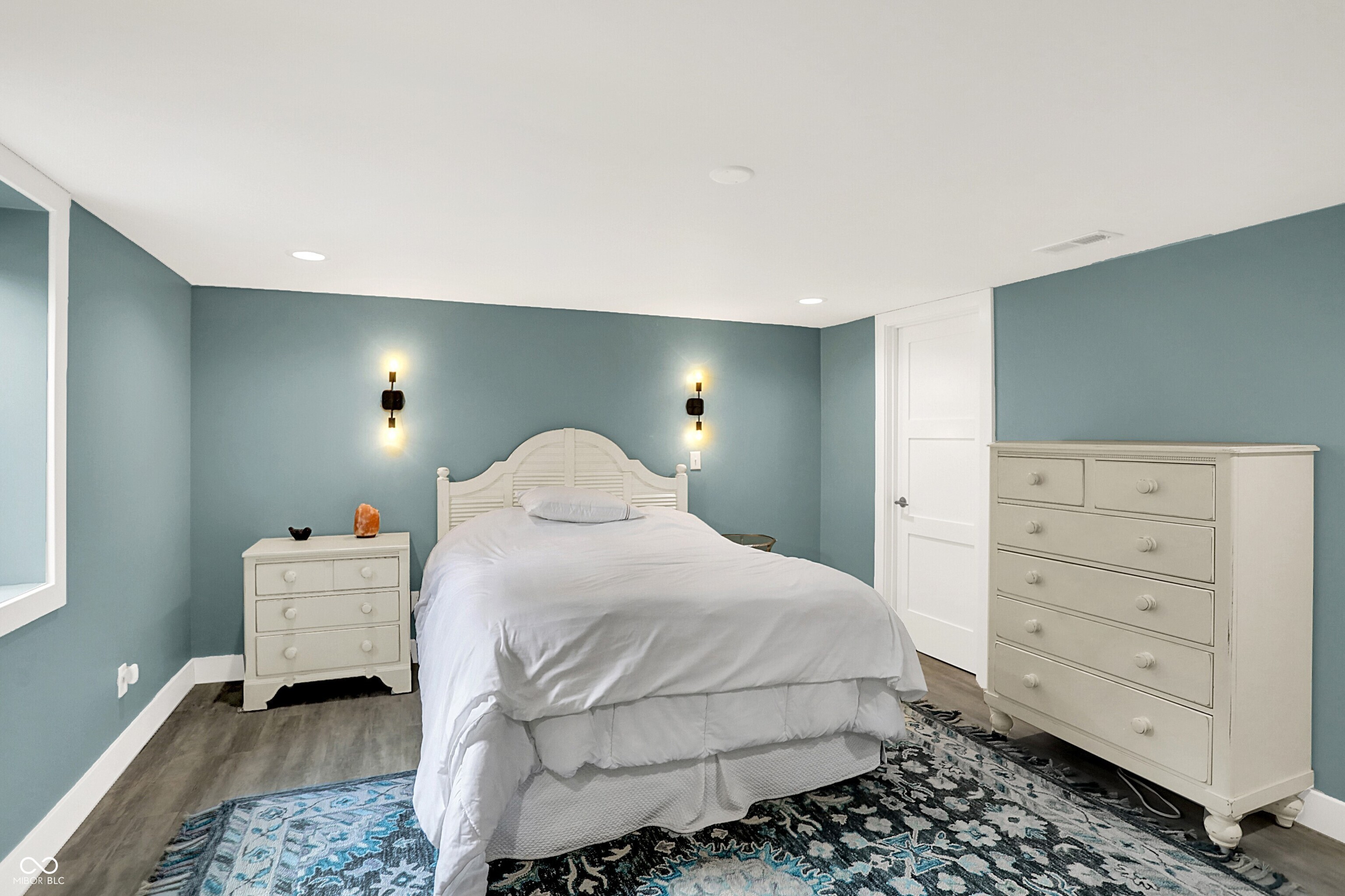 140 Carmelview Drive