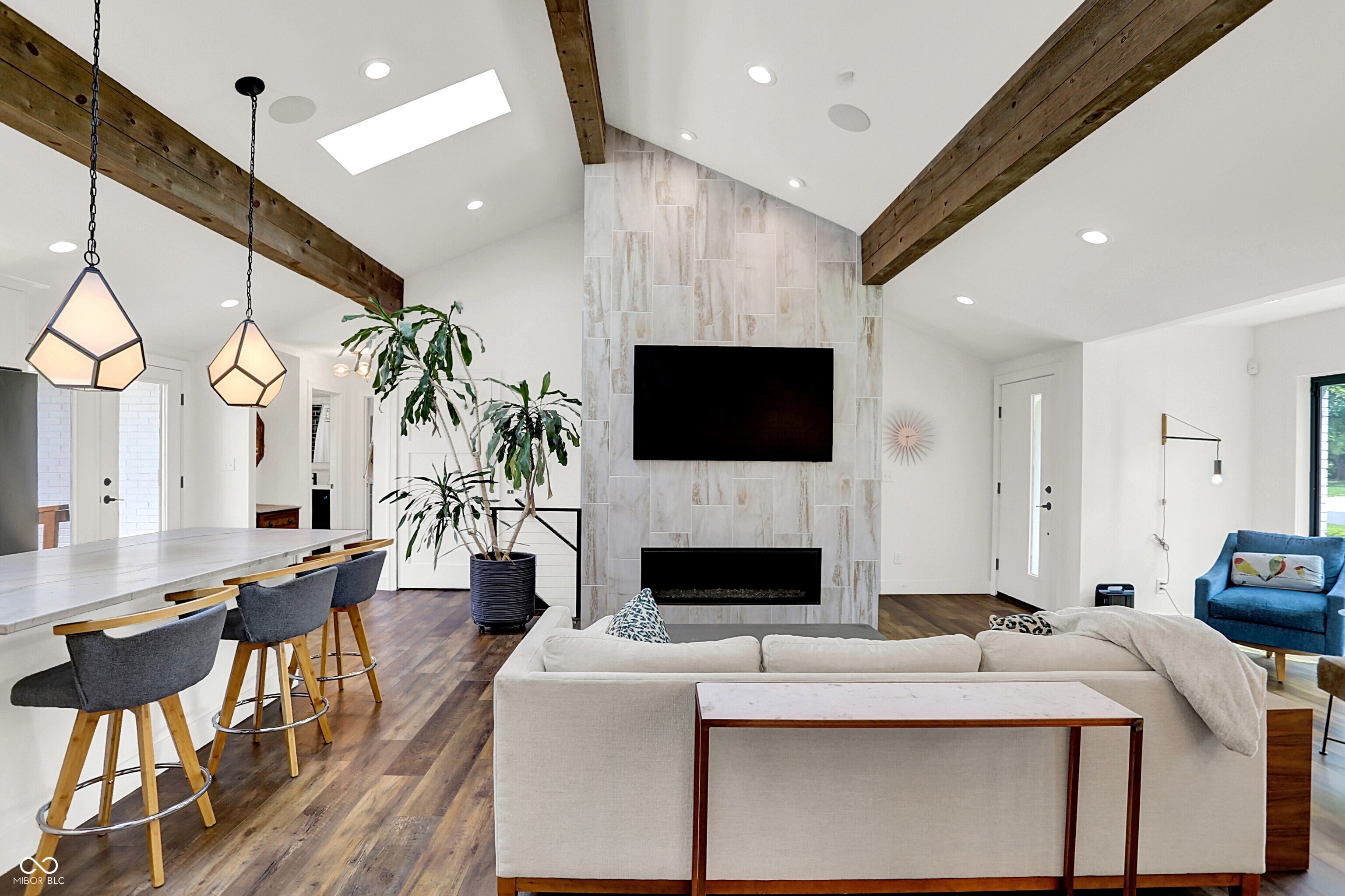 140 Carmelview Drive