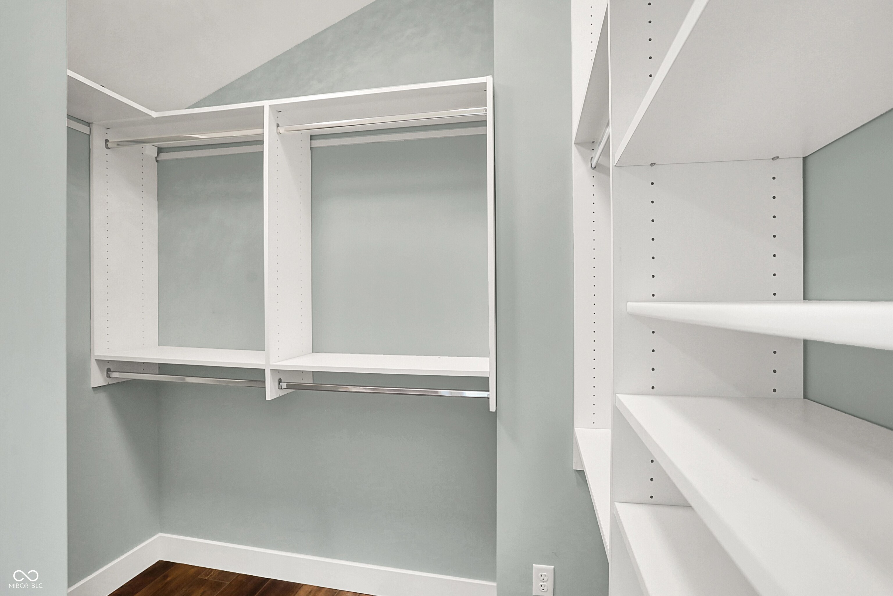 140 Carmelview Drive