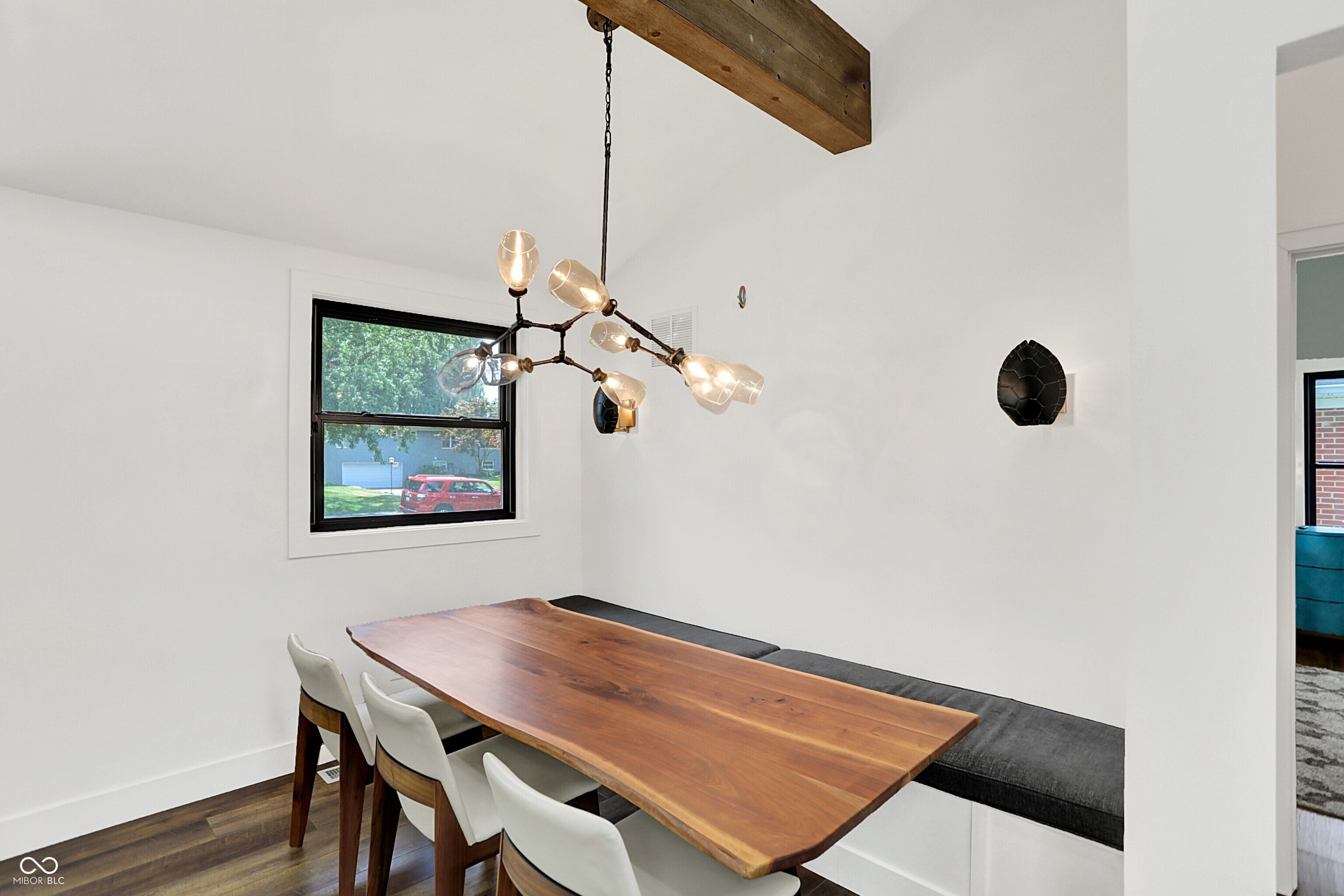 140 Carmelview Drive