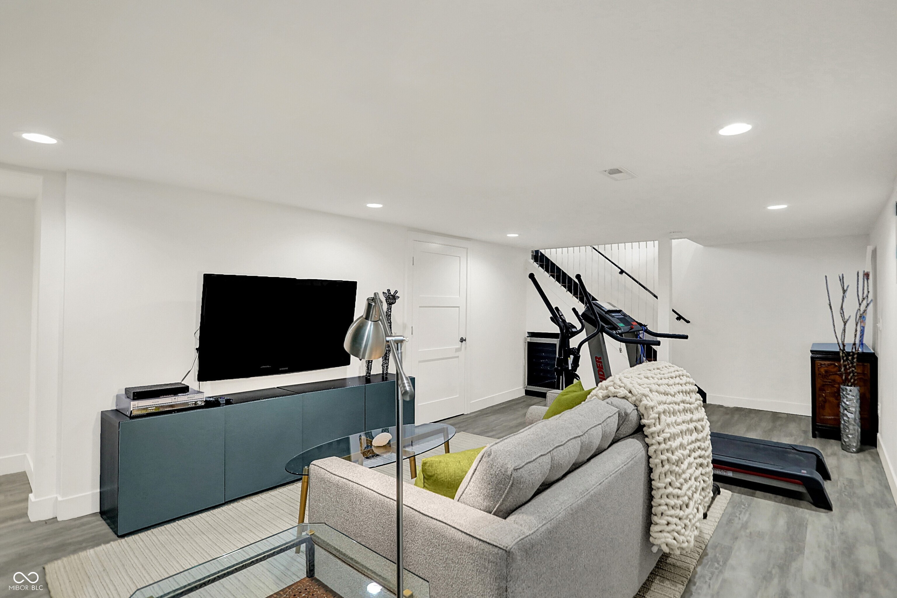 140 Carmelview Drive