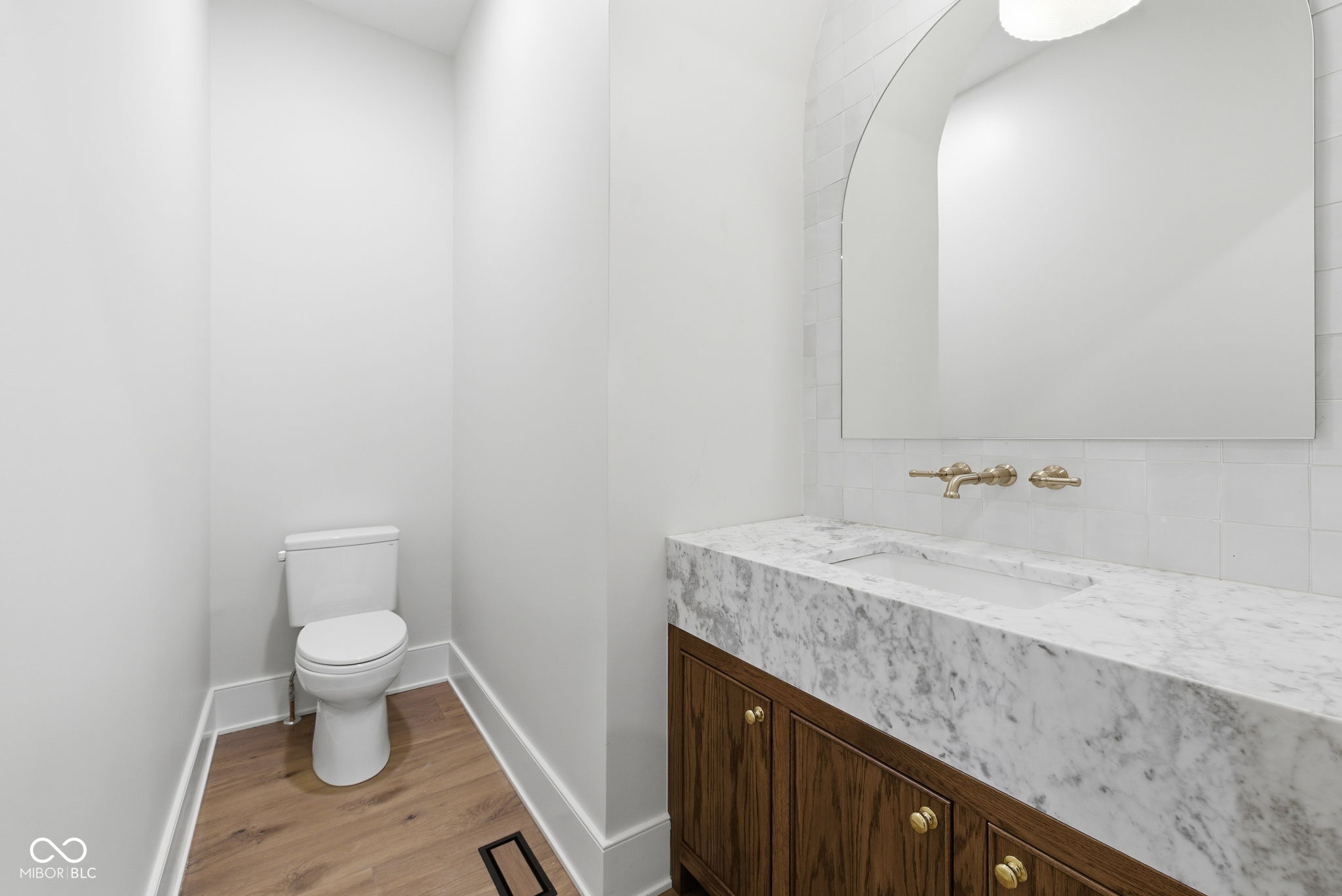 10840 Dartmoor Court