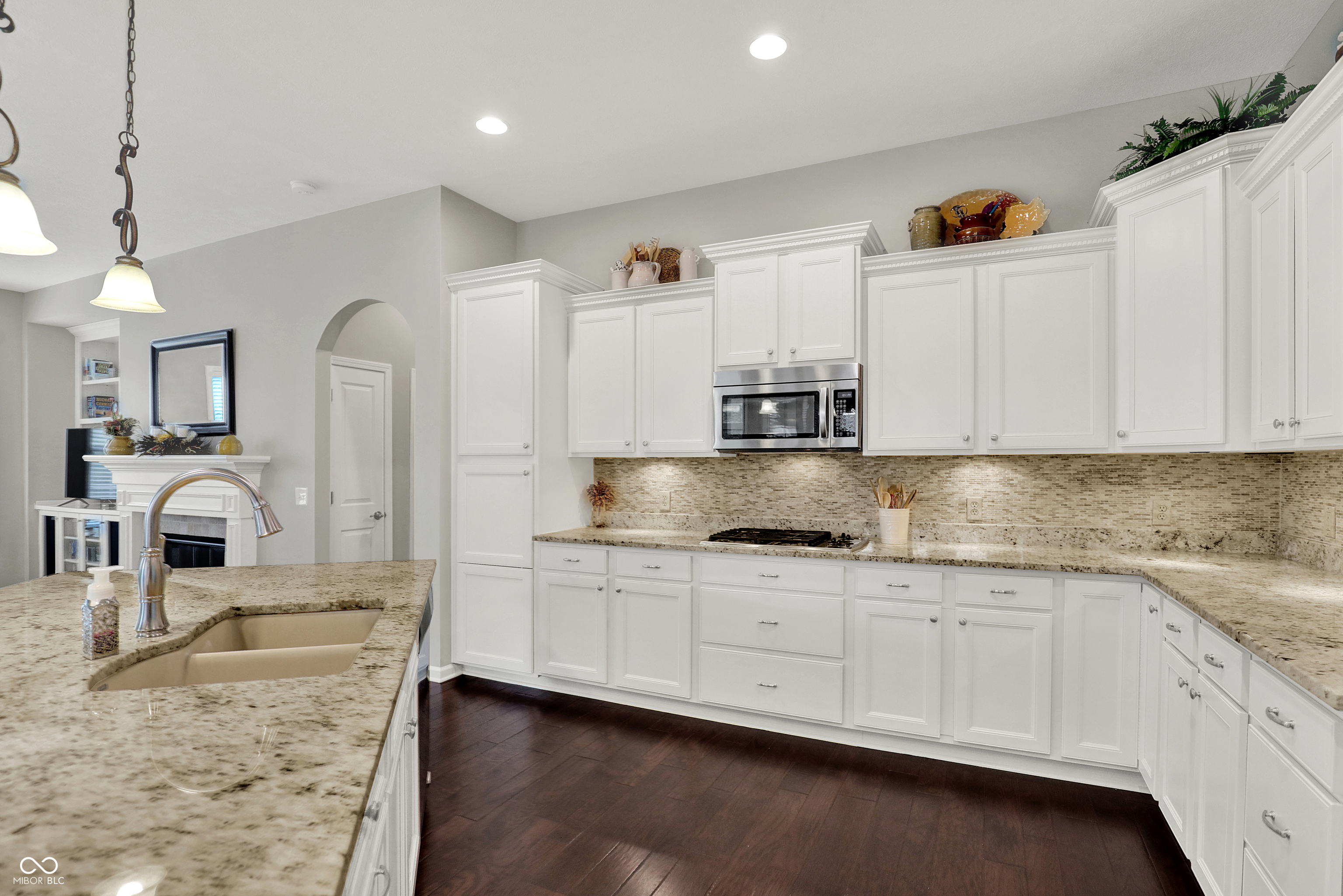 15689 Bethpage Trail