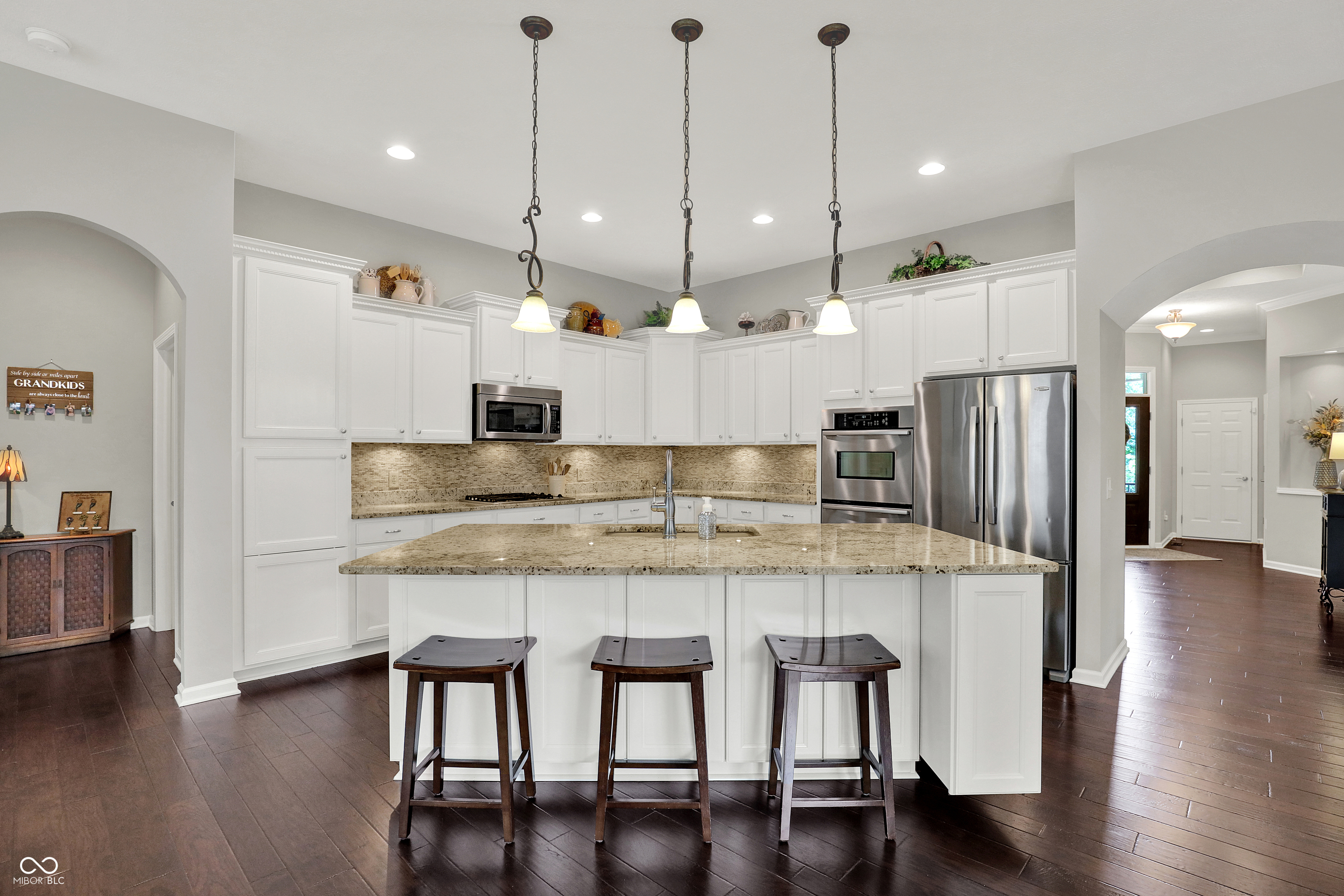 15689 Bethpage Trail