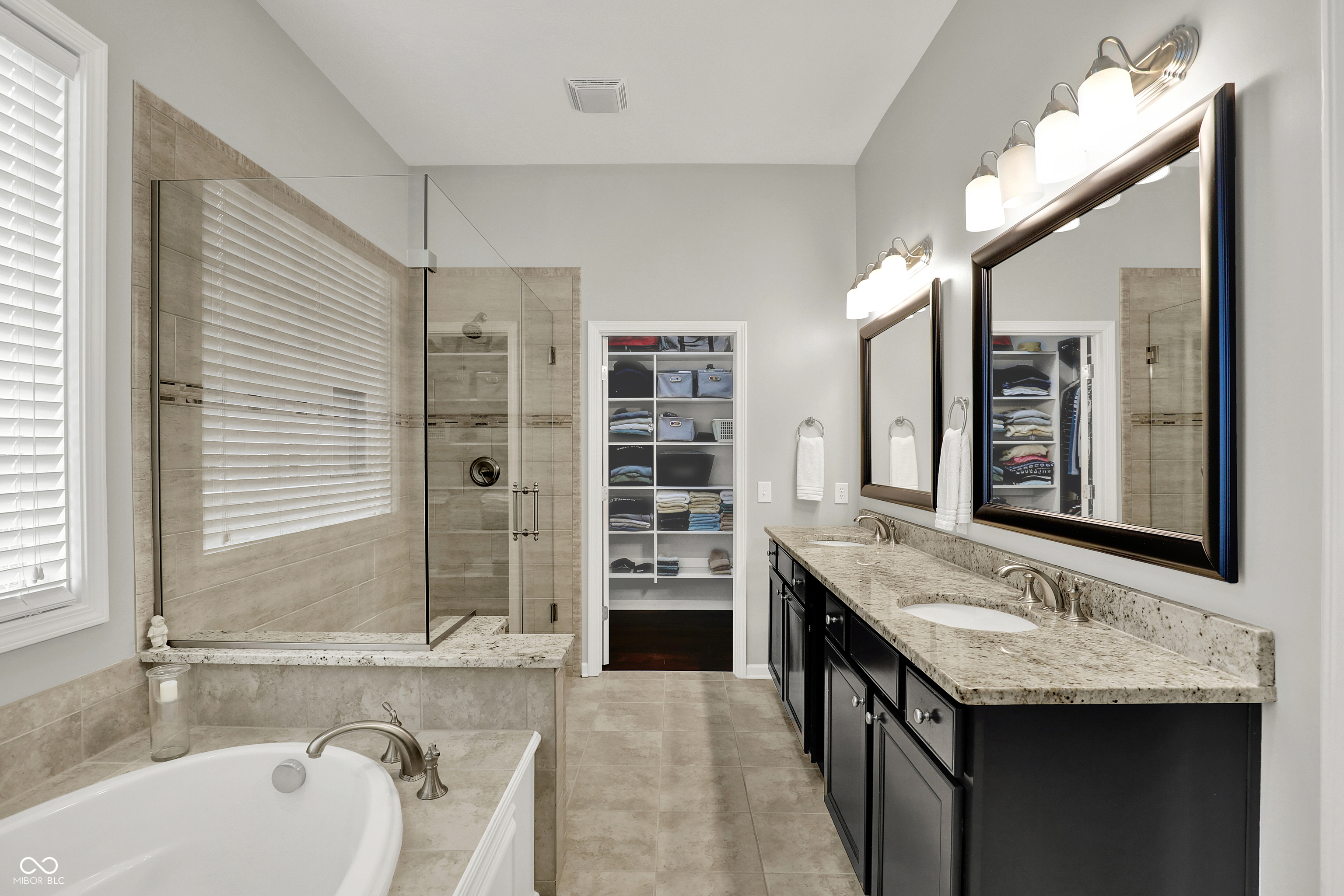 15689 Bethpage Trail