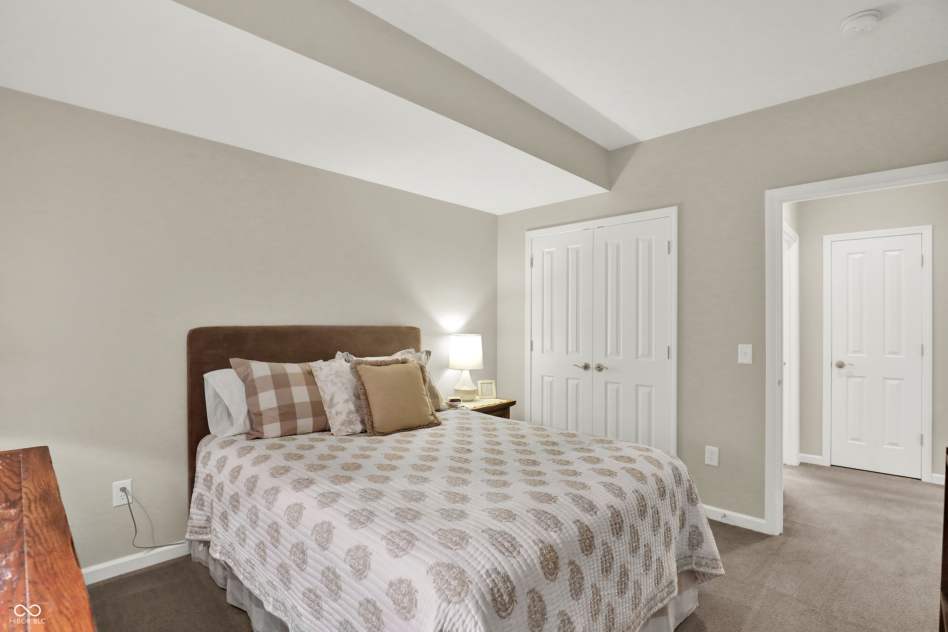 15689 Bethpage Trail