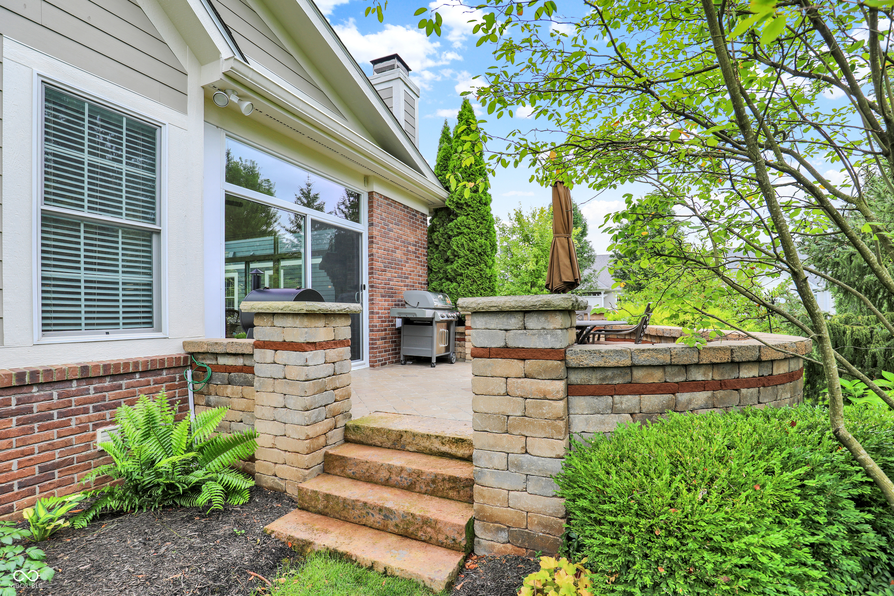 15689 Bethpage Trail