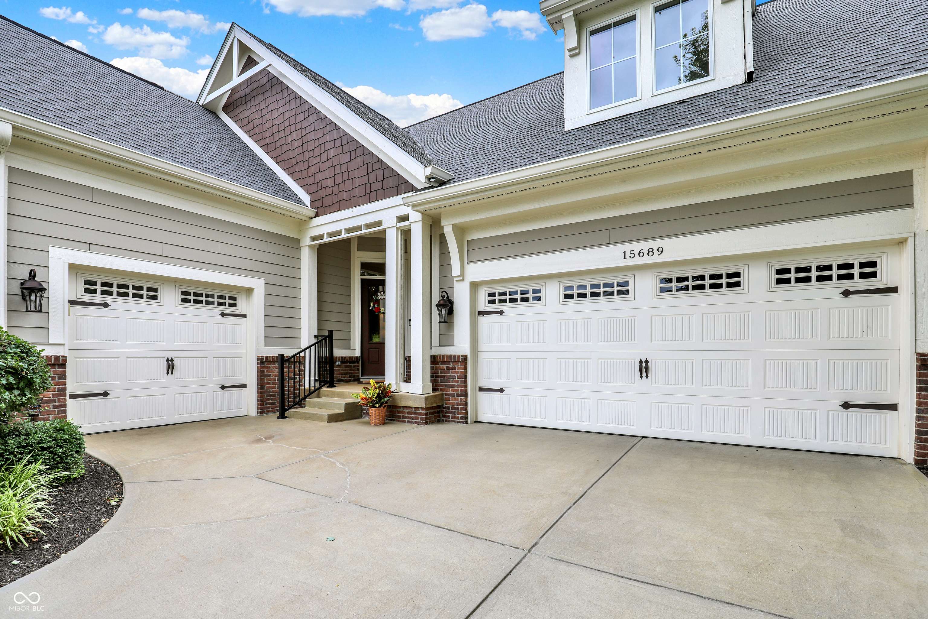 15689 Bethpage Trail
