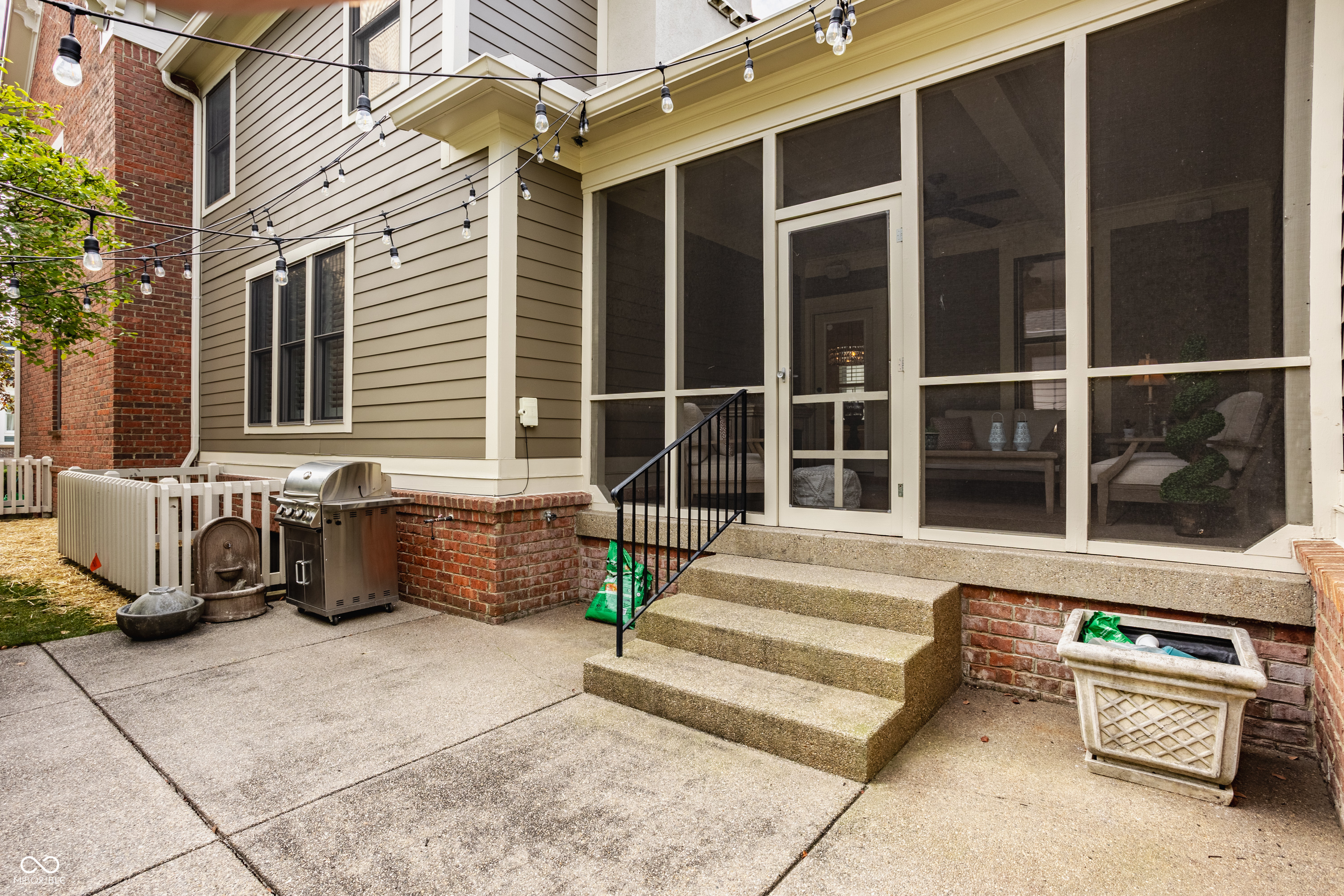 13018 Deerstyne Green Street