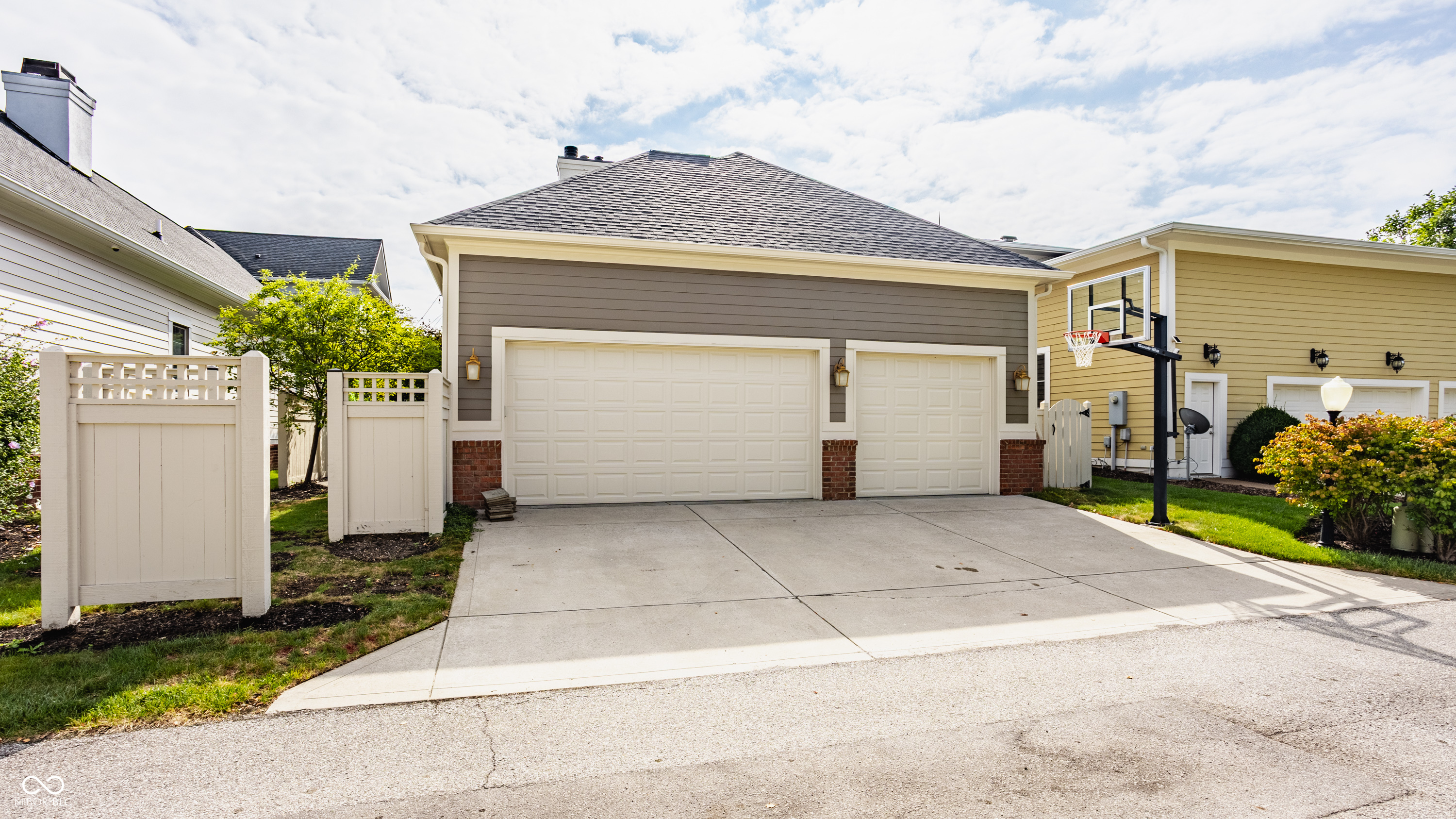 13018 Deerstyne Green Street