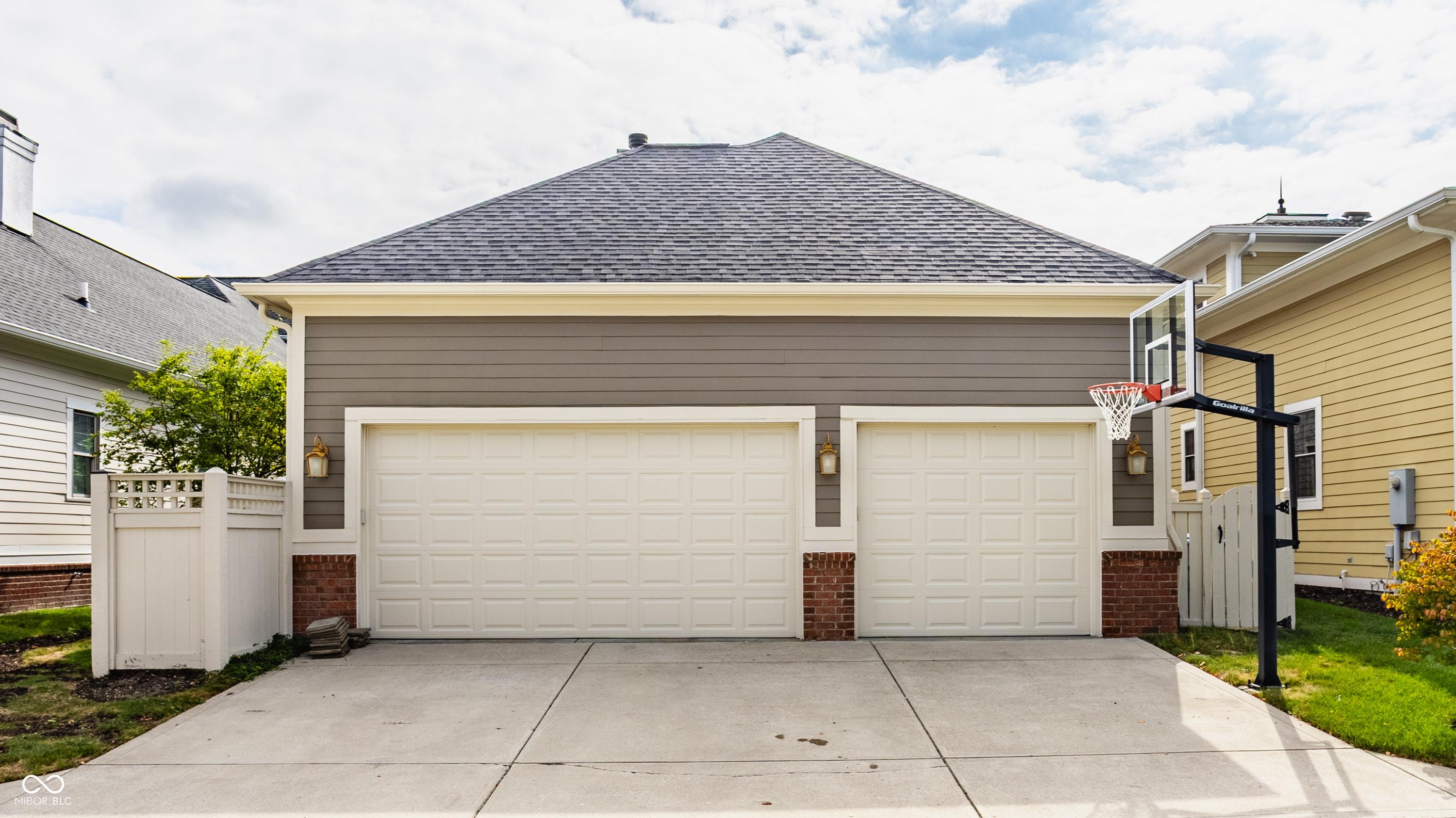 13018 Deerstyne Green Street