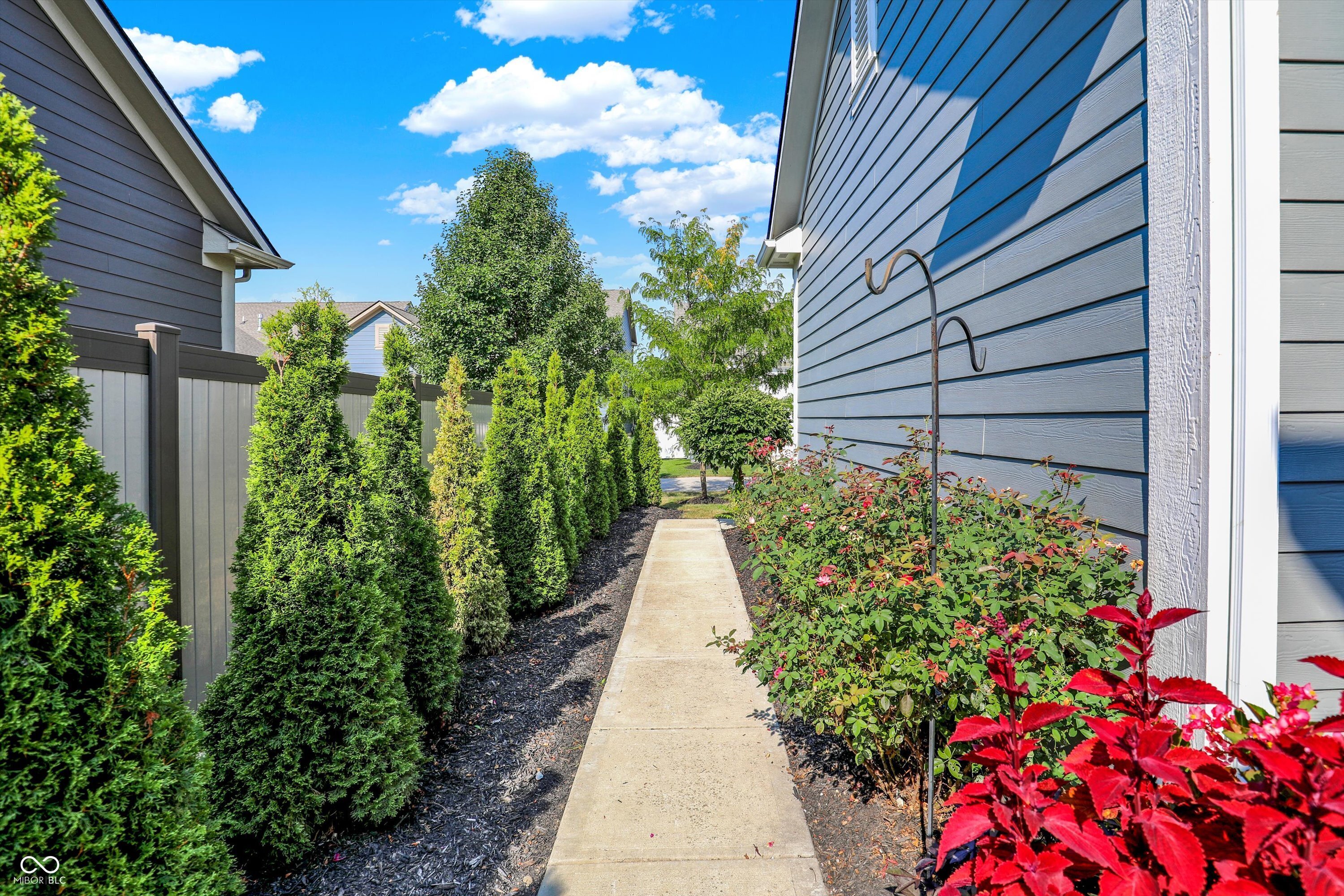 15047 Carrick Road
