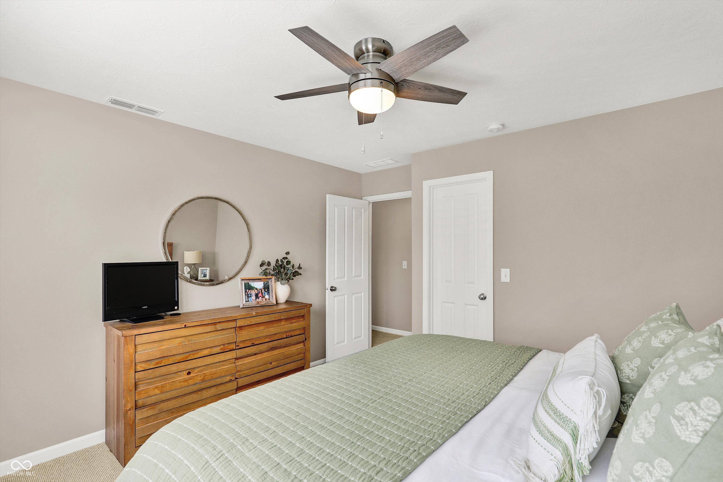 15047 Carrick Road