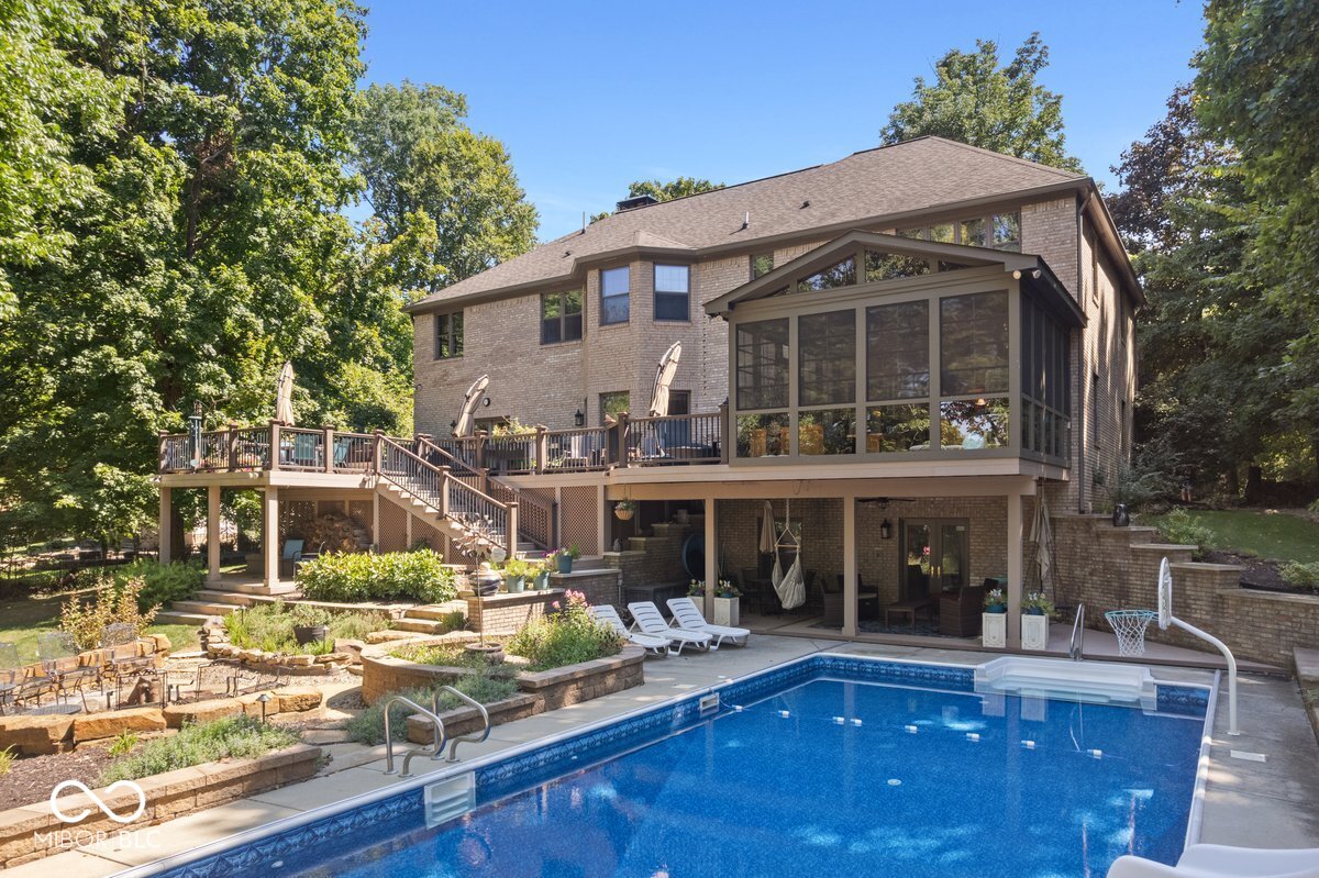 11353 Geist Bay Court