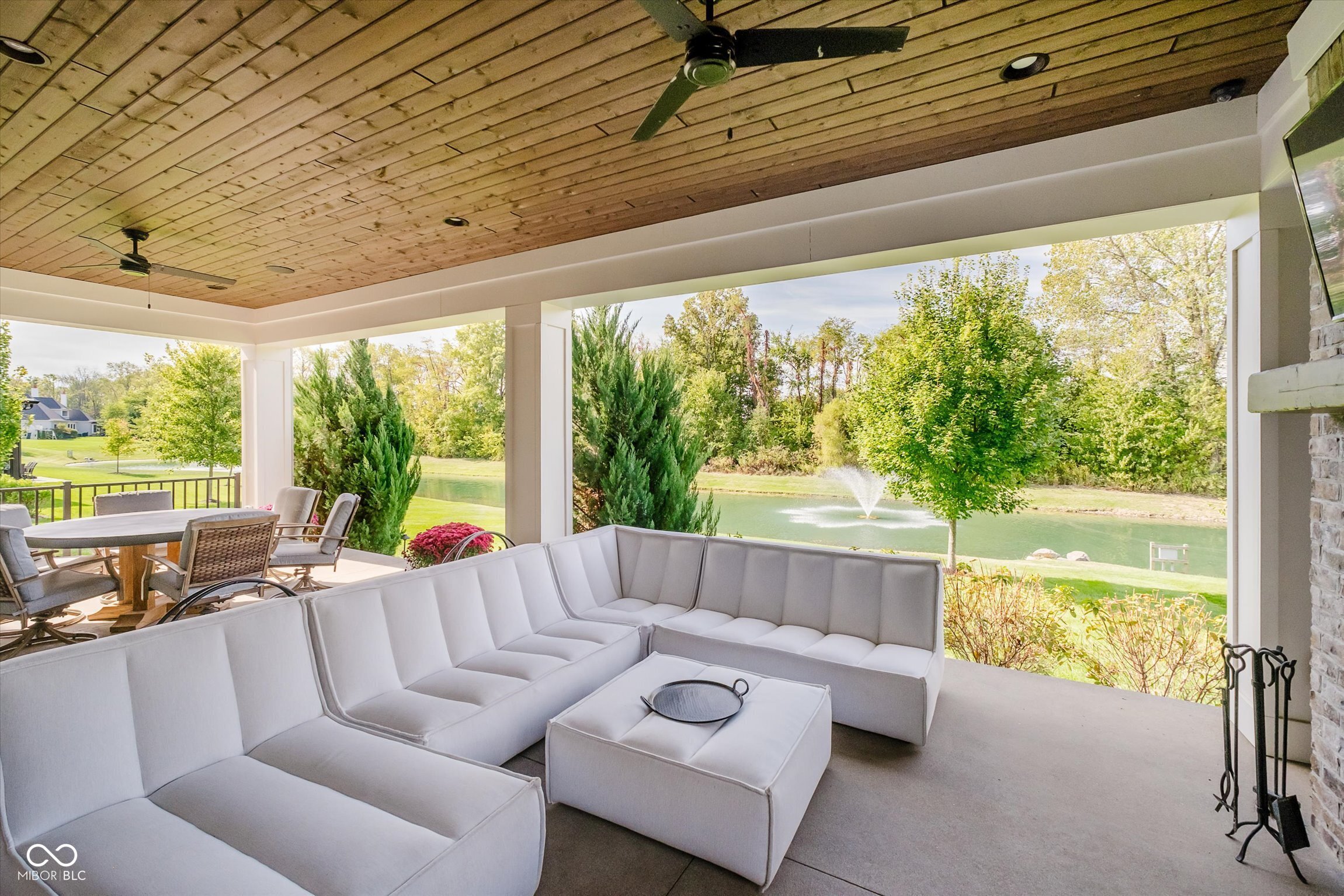 109 Chatham Hills Boulevard