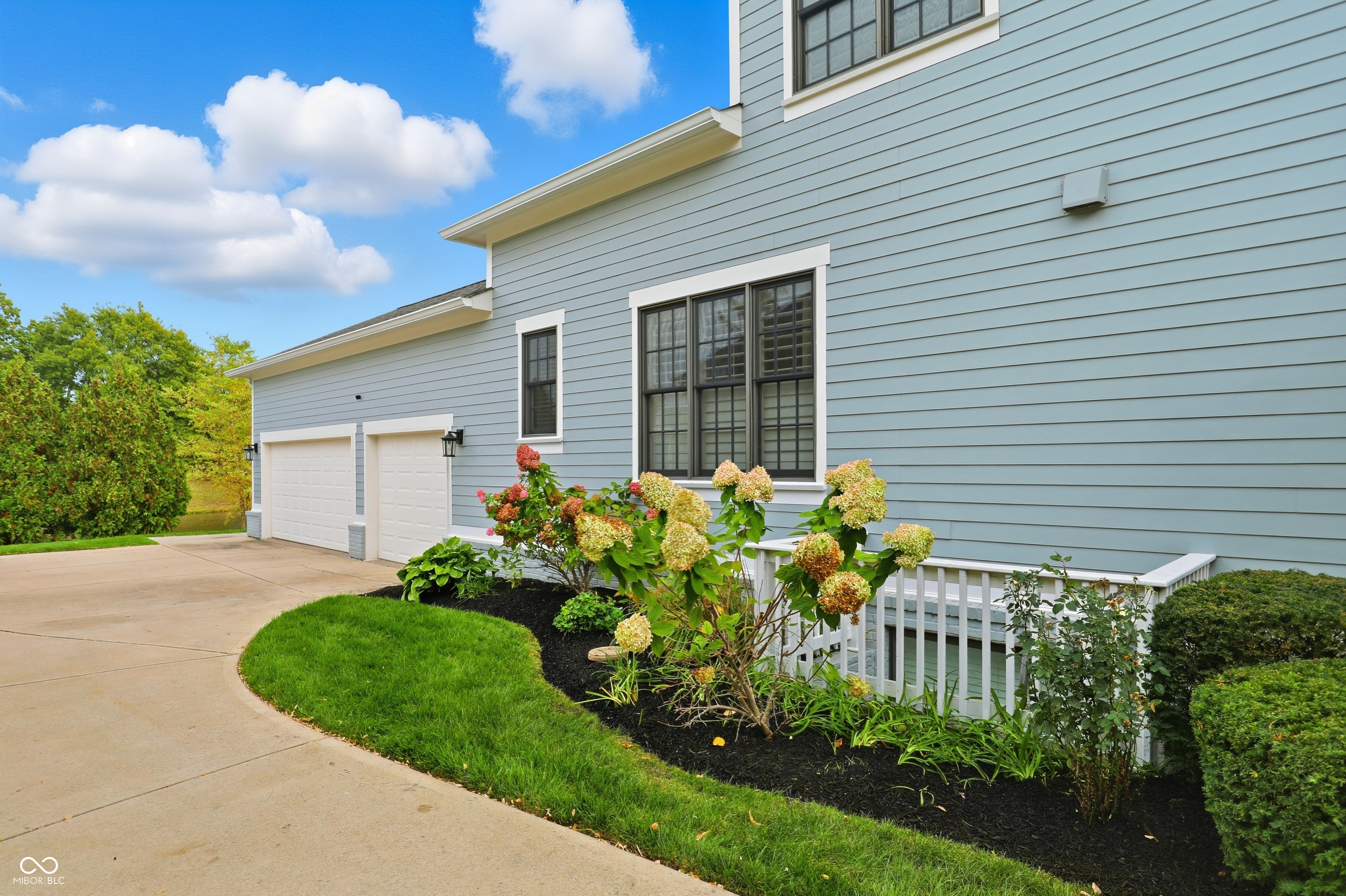 12951 Grenville Street