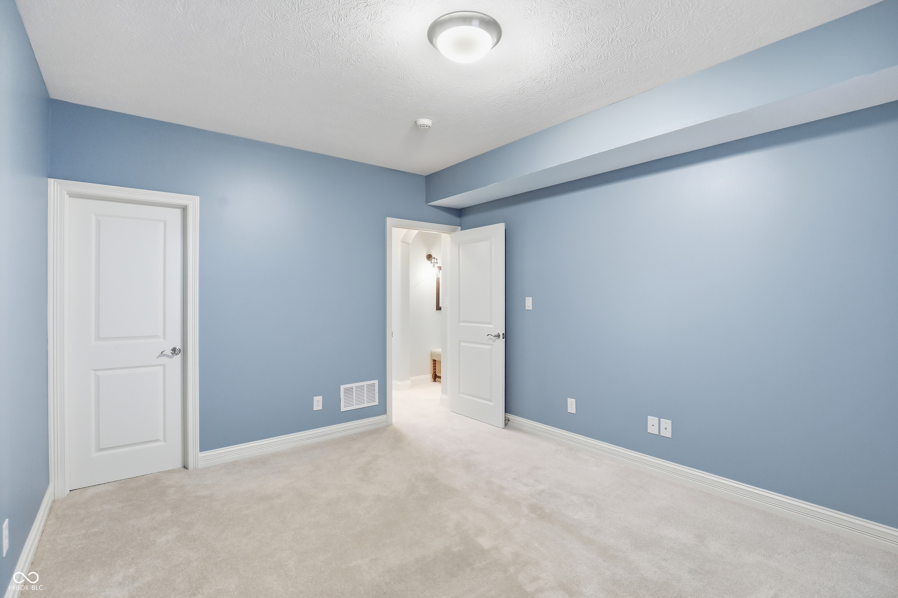 12951 Grenville Street