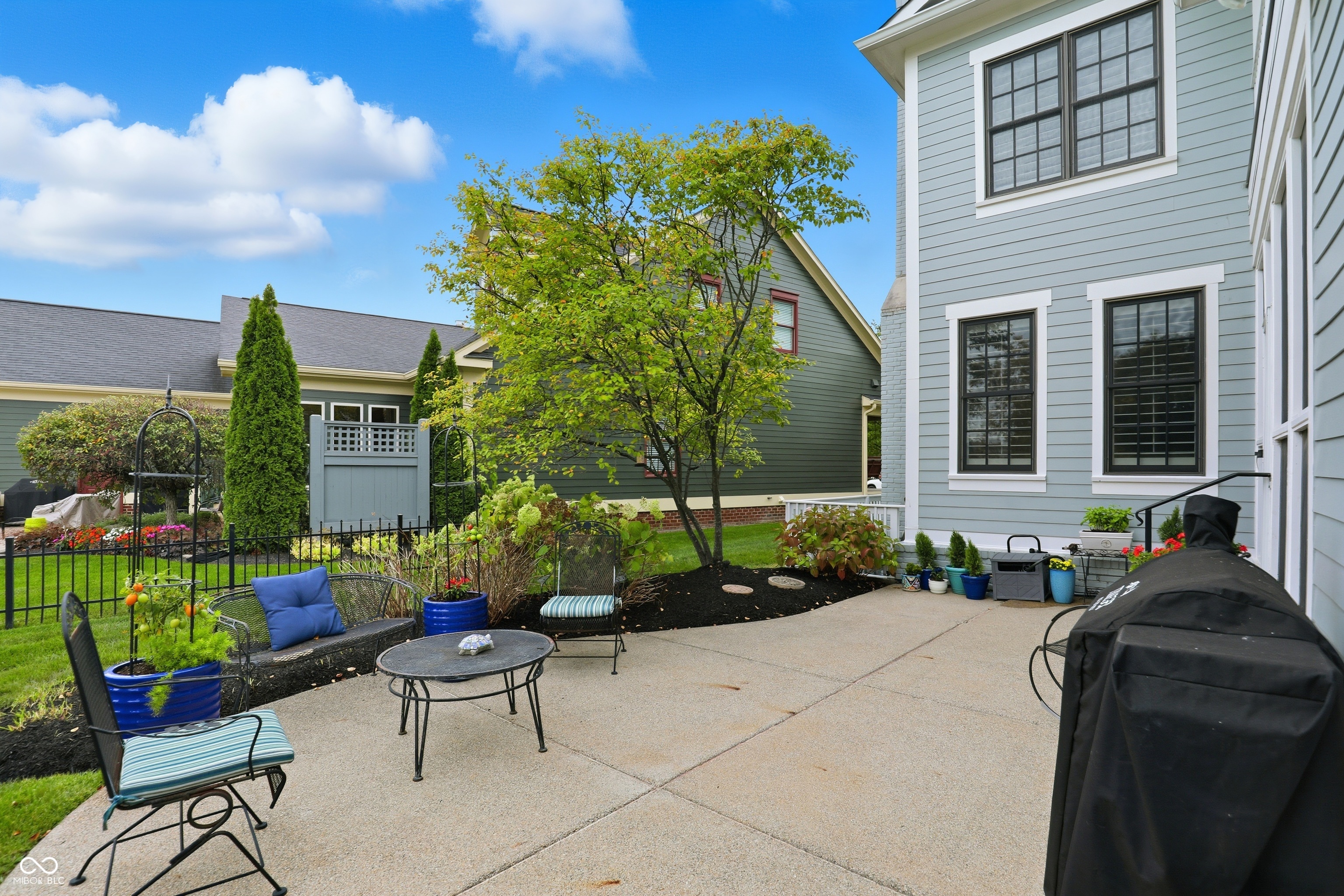 12951 Grenville Street