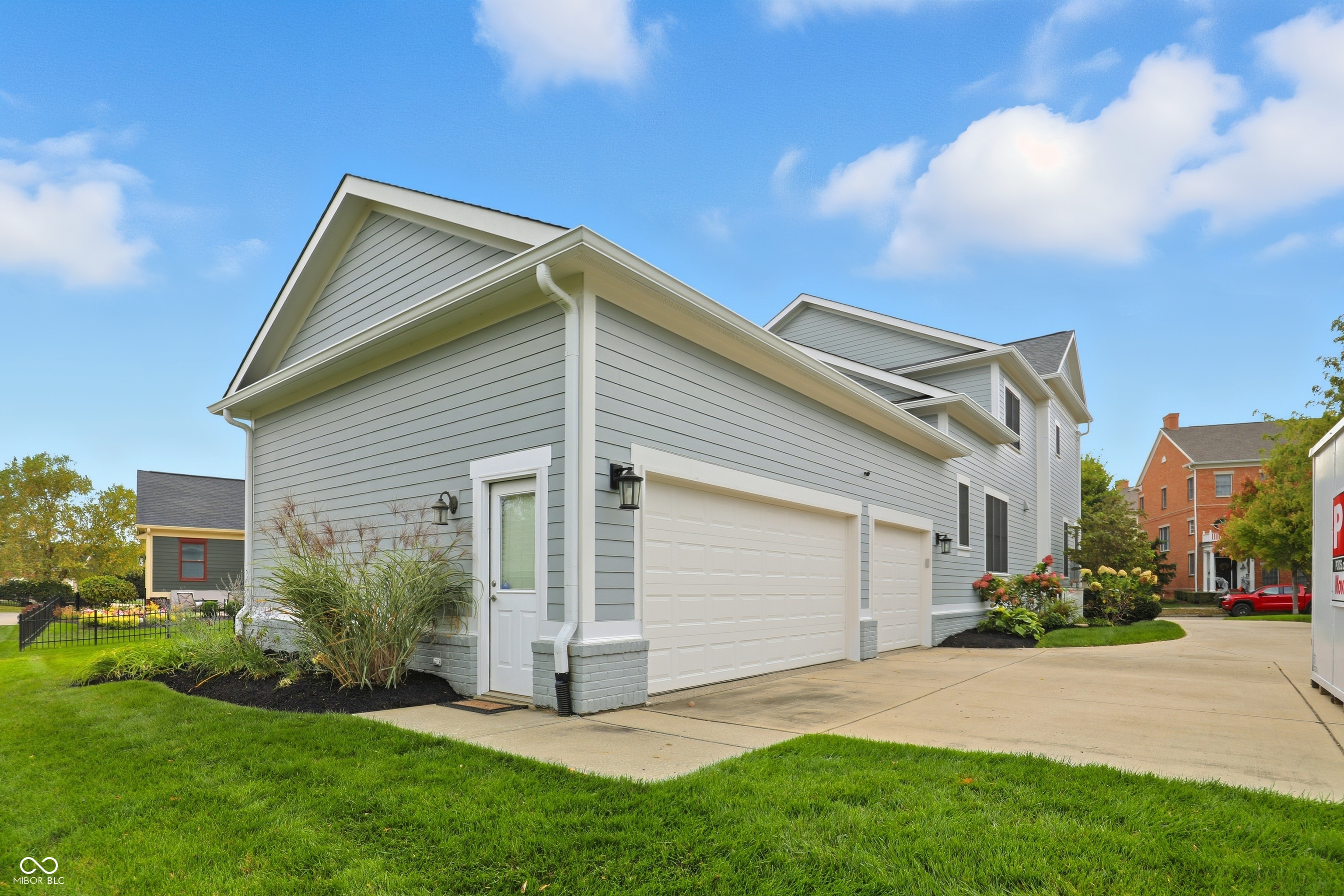 12951 Grenville Street