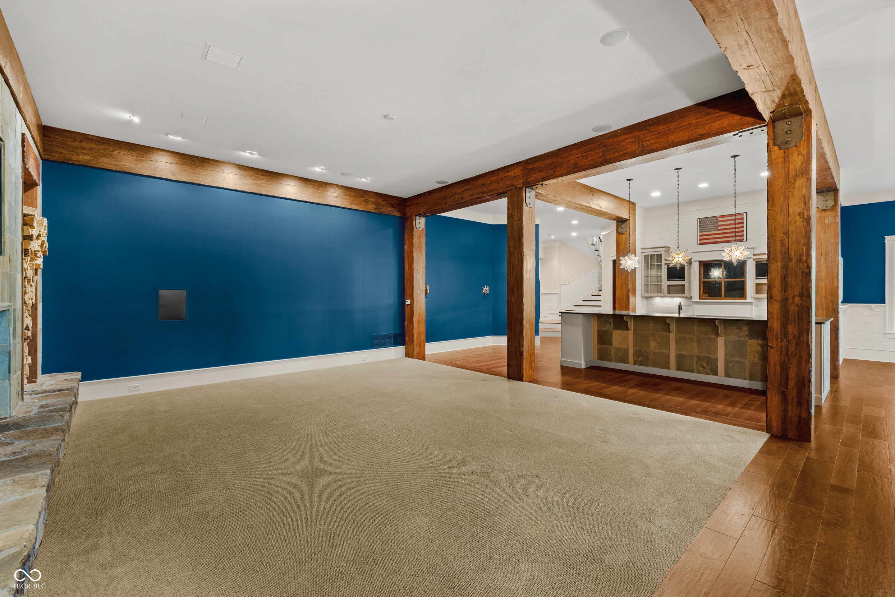 1236 Emerald Viking Court