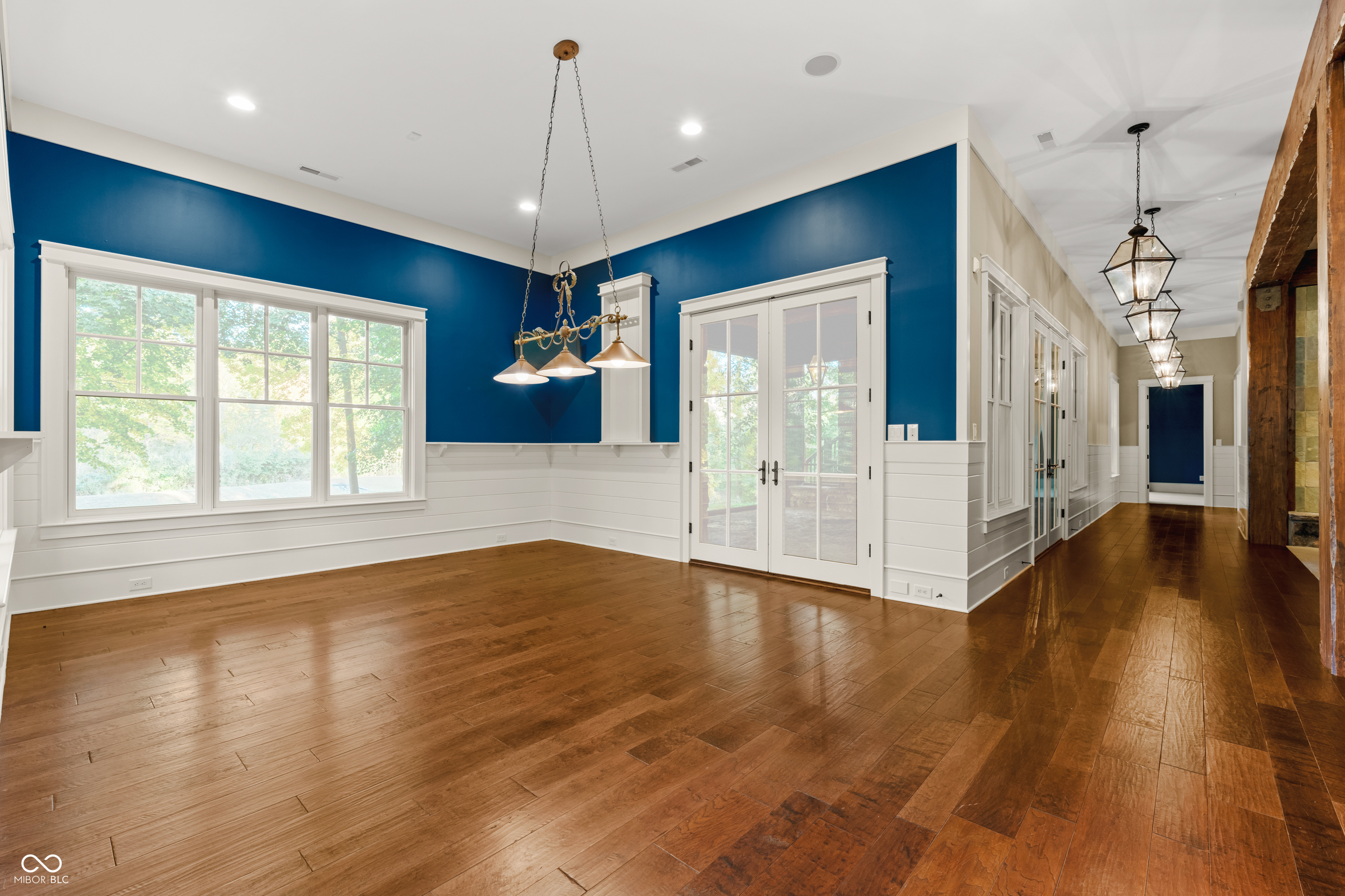 1236 Emerald Viking Court