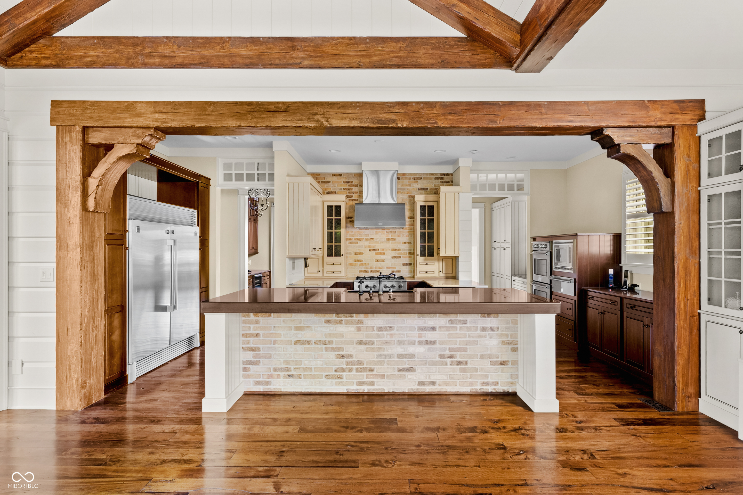 1236 Emerald Viking Court