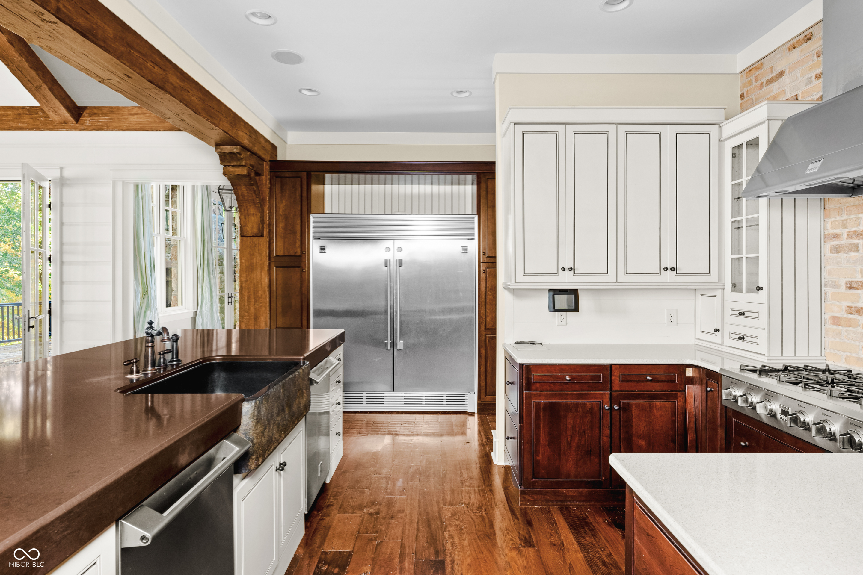 1236 Emerald Viking Court